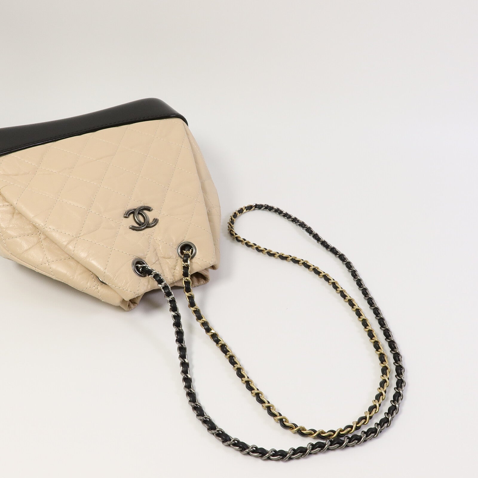 CHANEL 牛皮皮革Gabrielle BackPack鏈帶背包