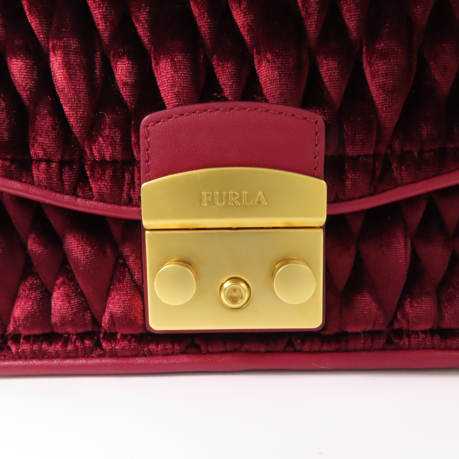 Furla 天鵝絨Shoulder Bag金扣肩背袋