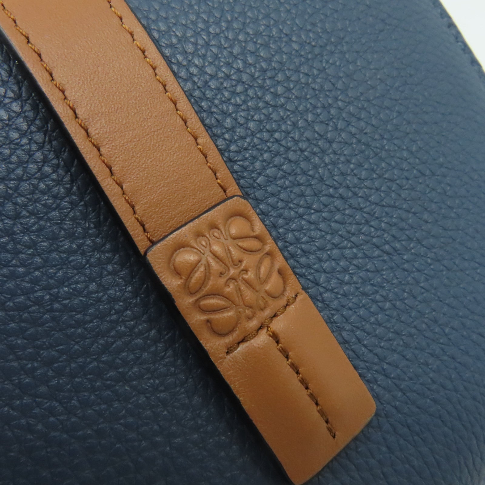 LOEWE 牛皮皮革Middle Wallet銀扣錢包藍色/啡色