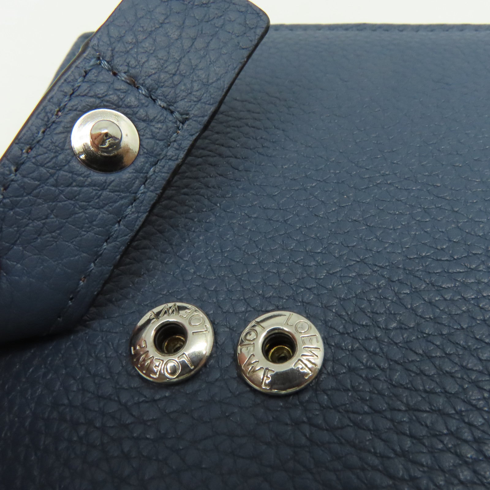 LOEWE 牛皮皮革Middle Wallet銀扣錢包藍色/啡色