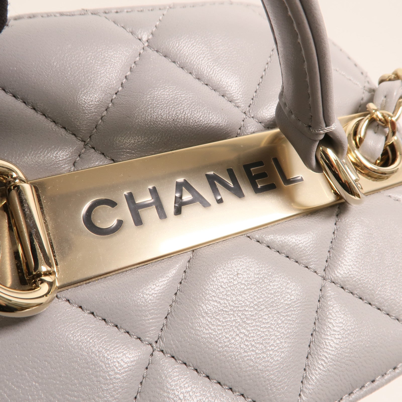CHANEL 羊皮皮革Trendy CC Vanity Case金扣手挽肩背兩用袋