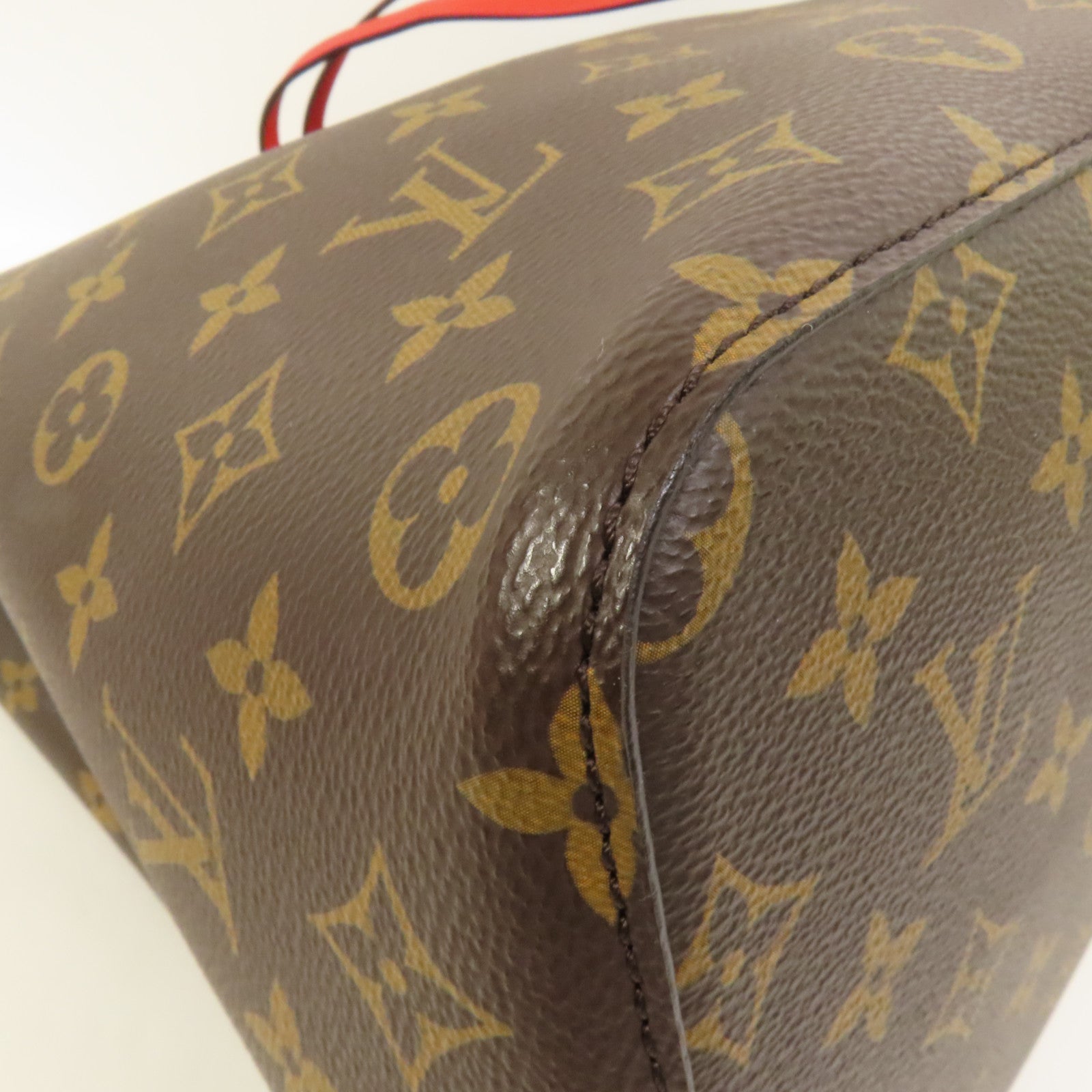 LOUIS VUITTON Monogram Neo Noe Bucket Bag金扣肩背袋Coquelicot