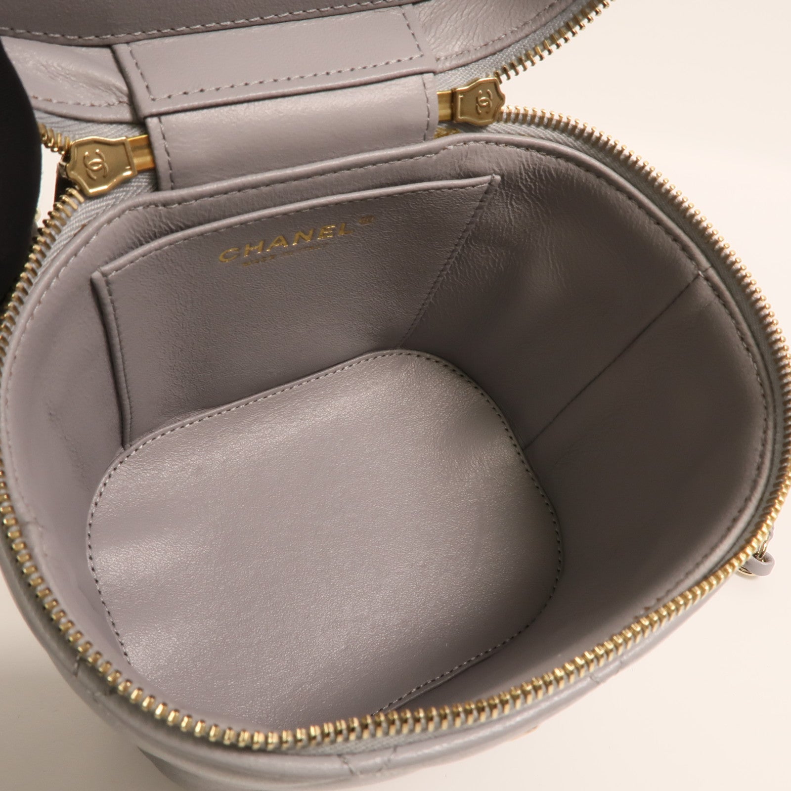CHANEL 羊皮皮革Trendy CC Vanity Case金扣手挽肩背兩用袋