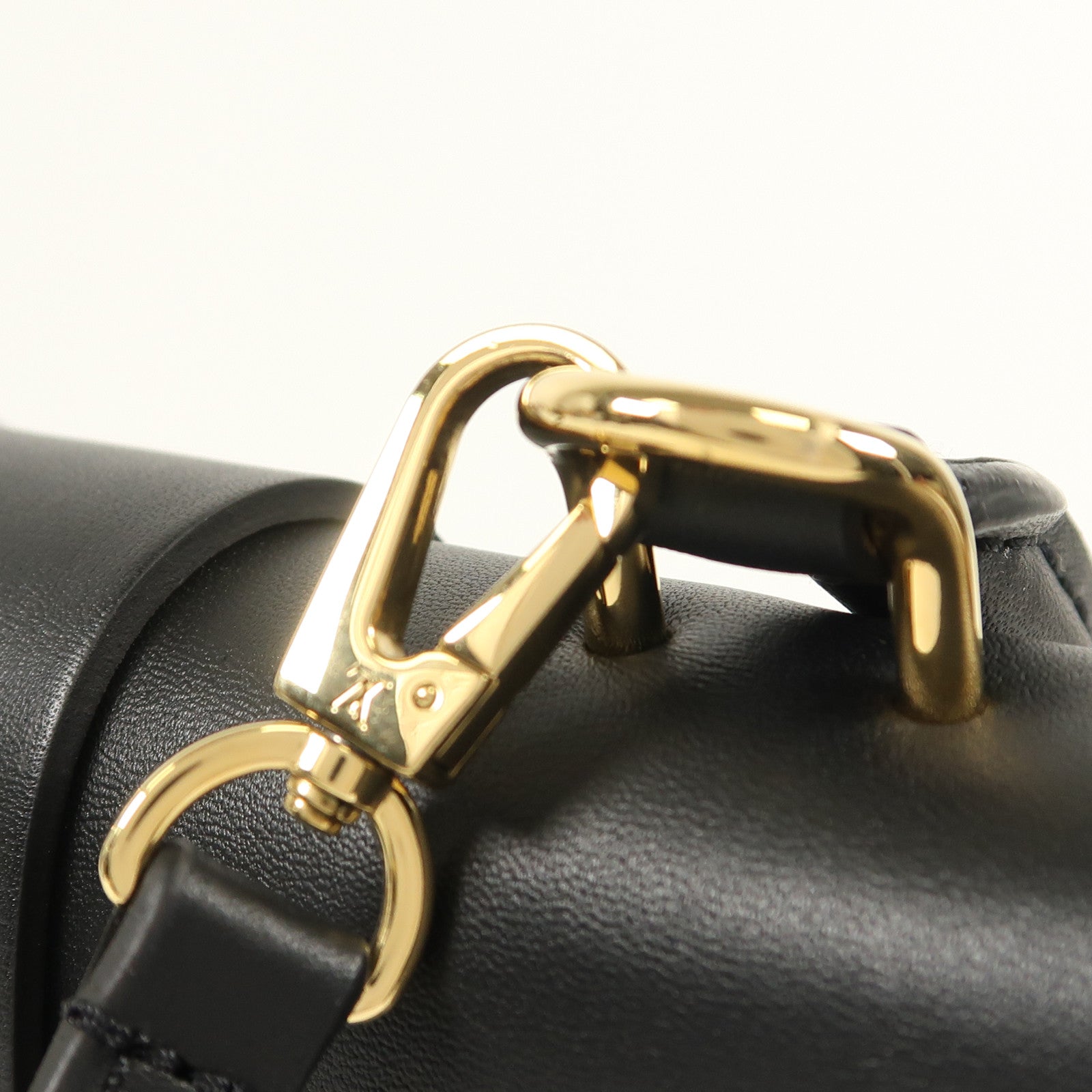 LOUIS VUITTON Monogram Locky BB金扣手挽肩背兩用袋