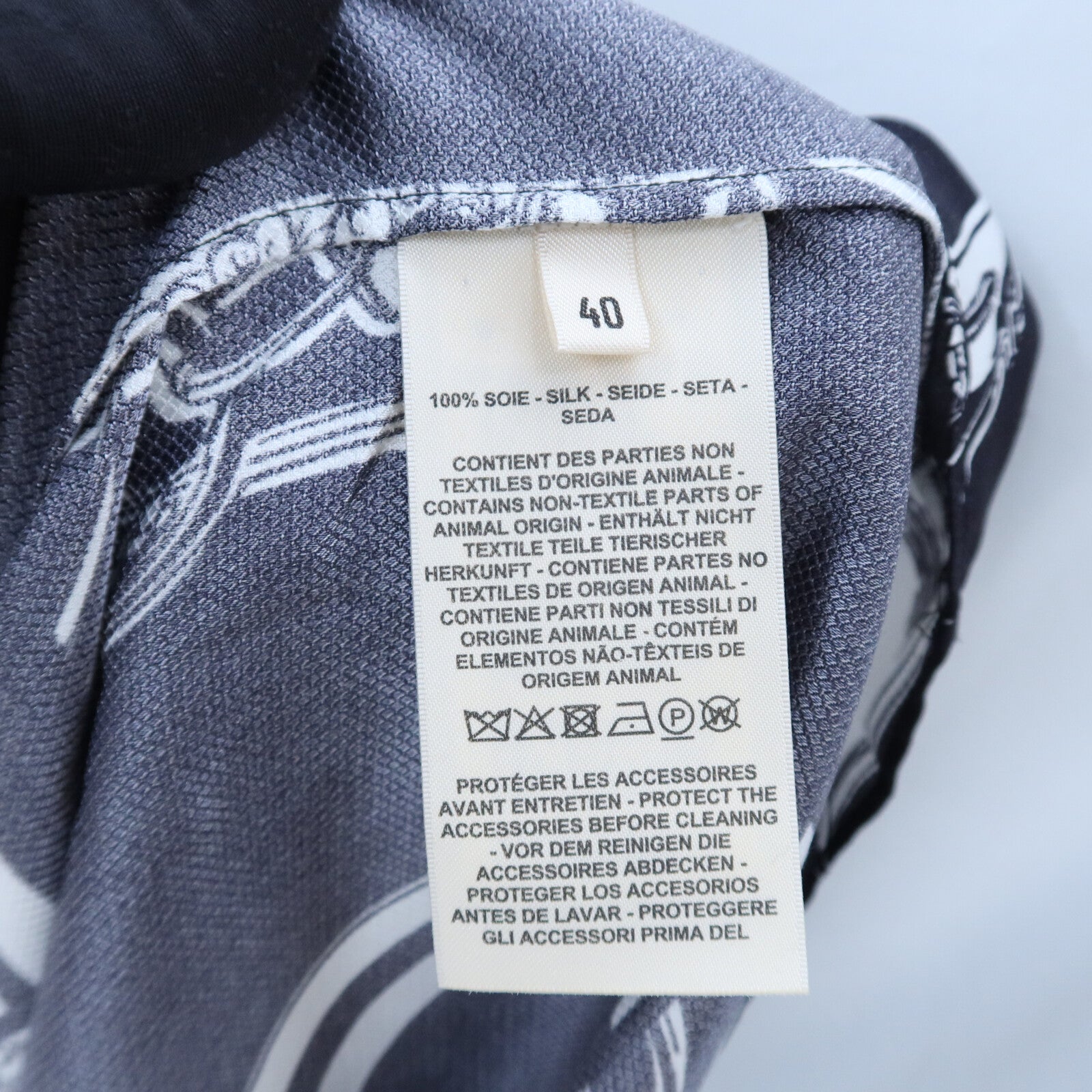 HERMES Silk En Desordre Finesse上衣