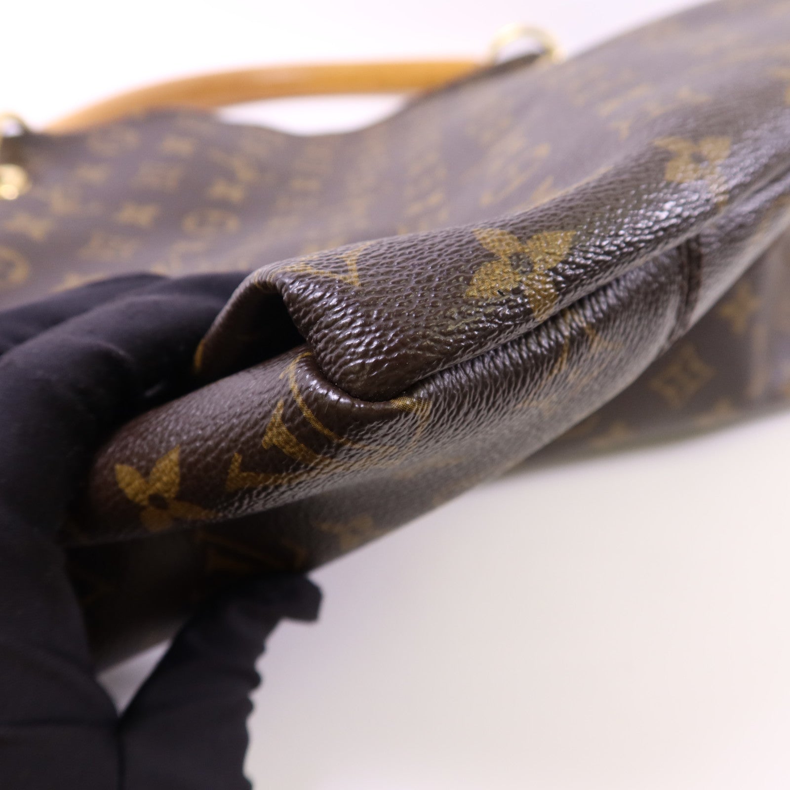 LOUIS VUITTON Monogram Artsy GM金扣肩背袋