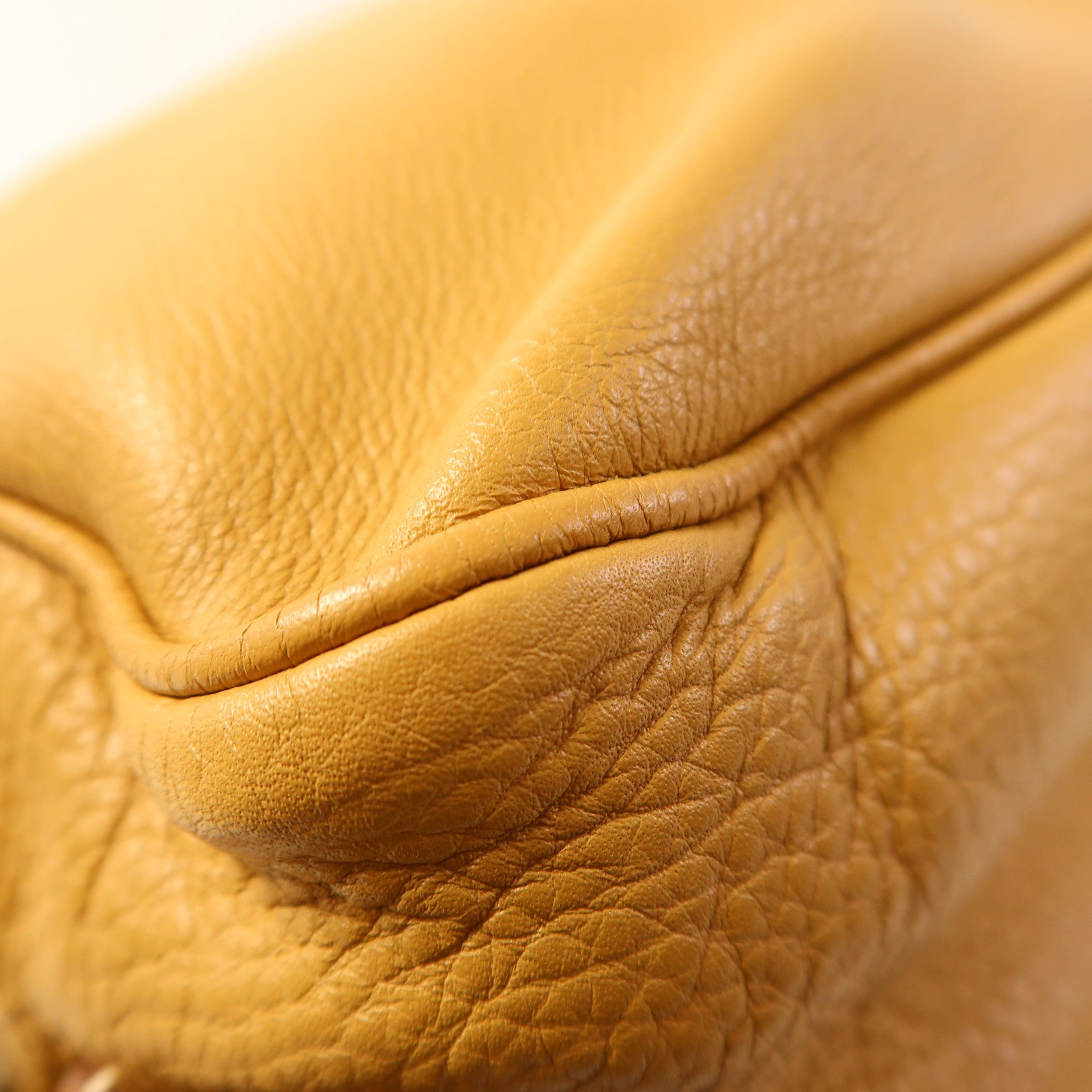 PRADA 牛皮皮革Shoulder Bag銀扣肩背袋