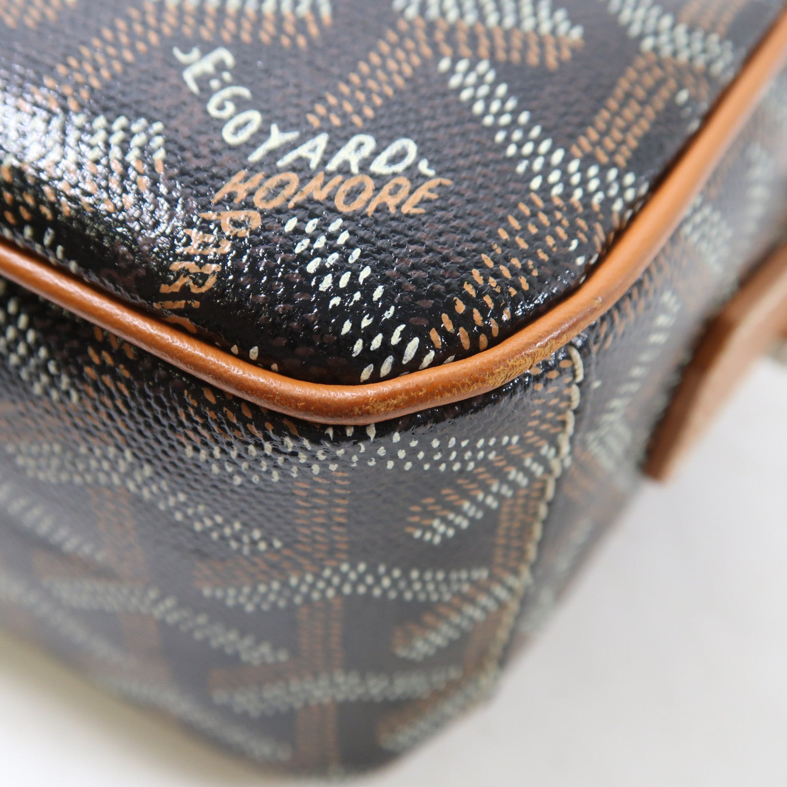 GOYARD 塗層帆布/皮革Cap Vert PM銀扣肩背袋啡色/黑色