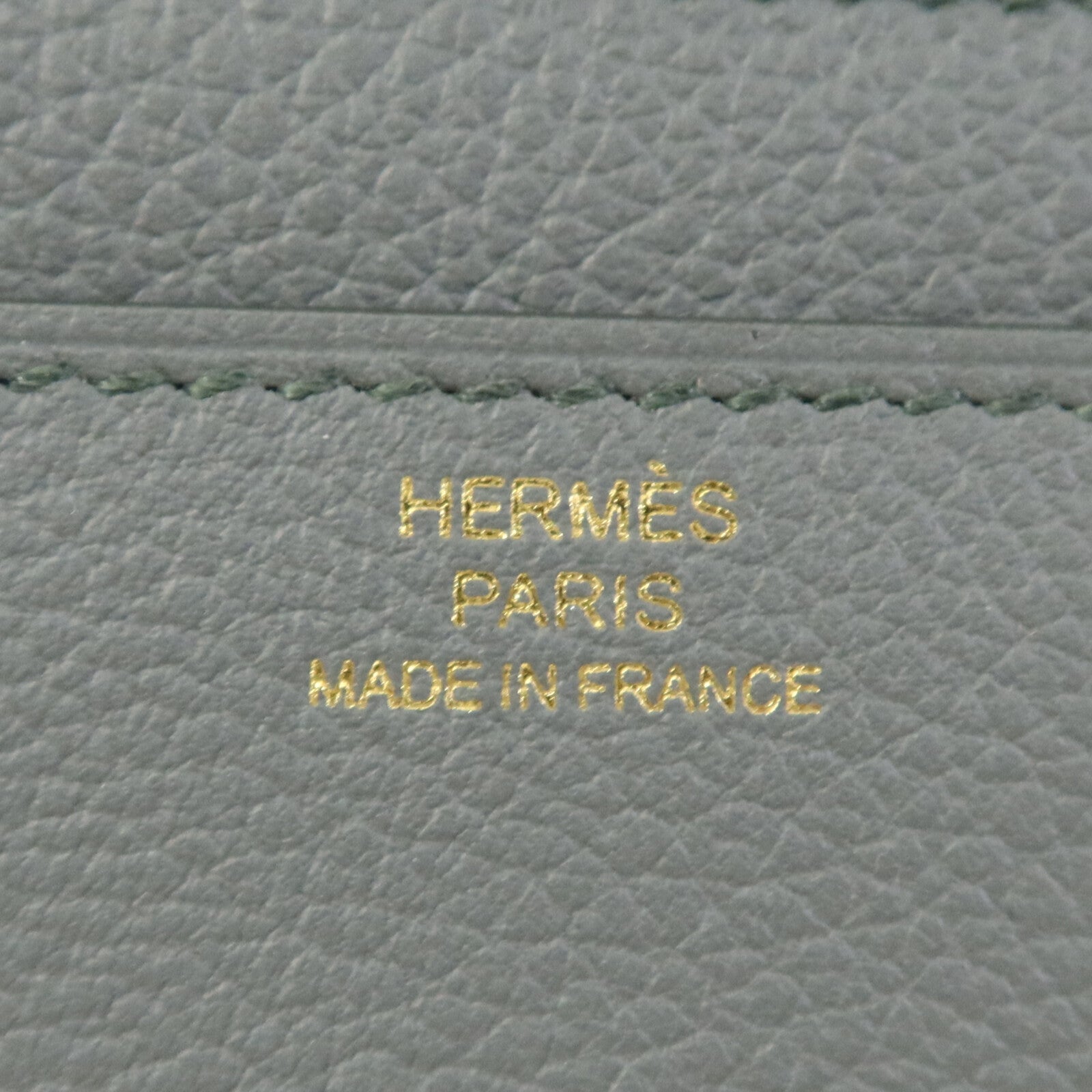 HERMES Evercolor皮革Constance To Go金扣肩背袋Vert Amande