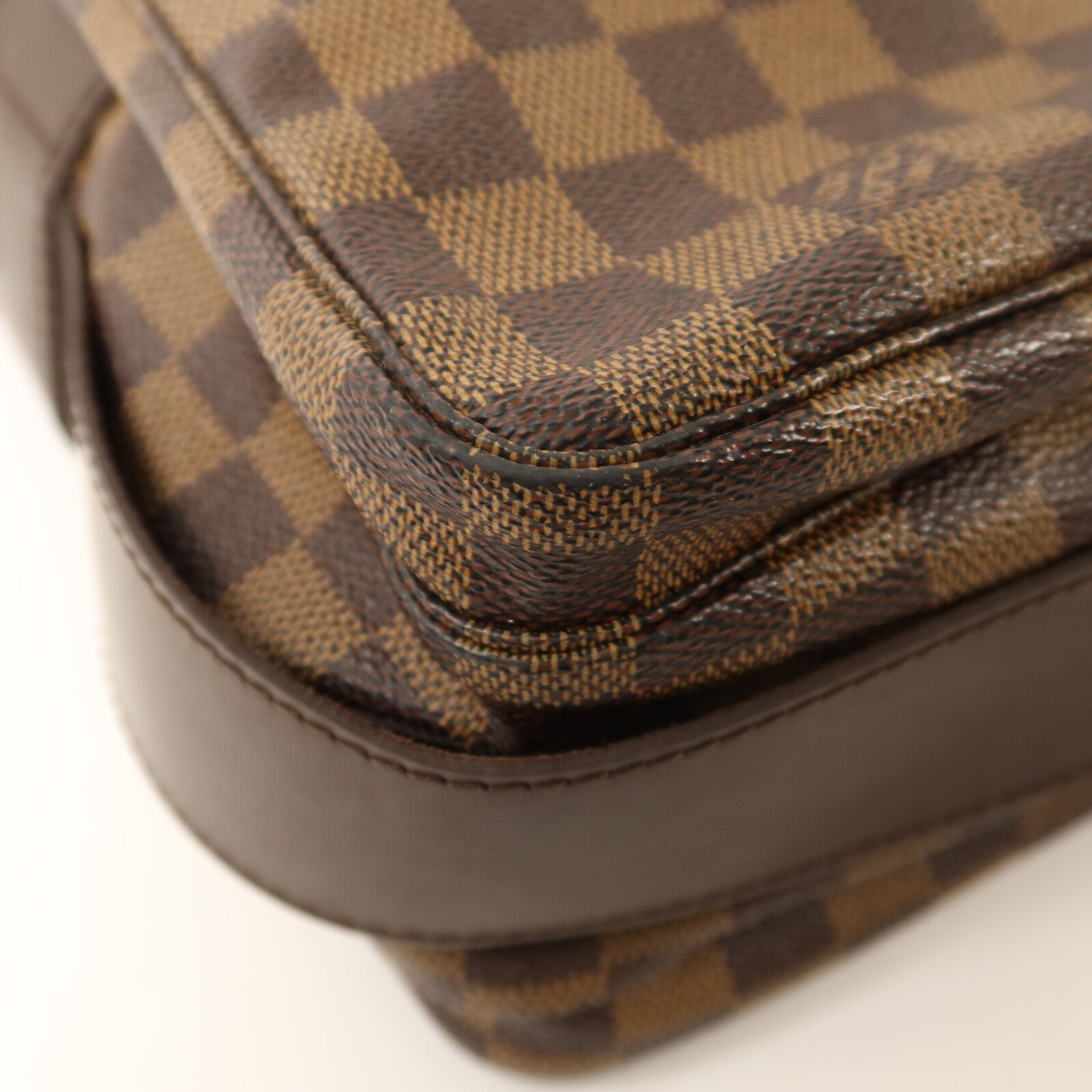 LOUIS VUITTON Damier Naviglio金扣肩背袋