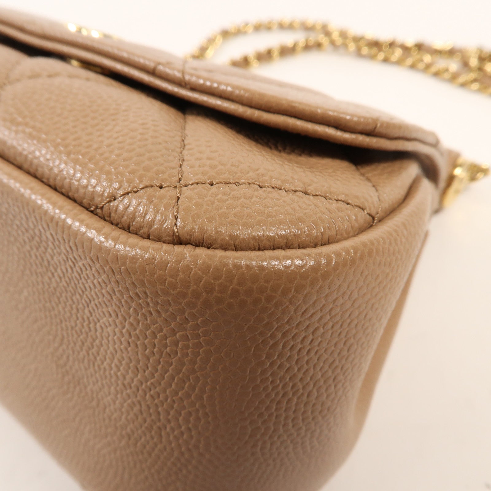 CHANEL 牛皮皮革Chain Shoulder金扣鏈帶肩背袋