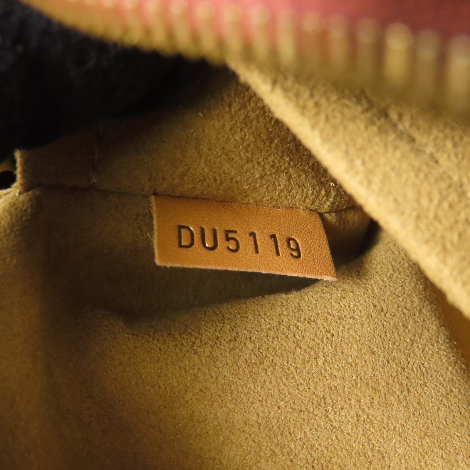 LOUIS VUITTON Monogram Boite Chapeau Souple PM金扣肩背袋