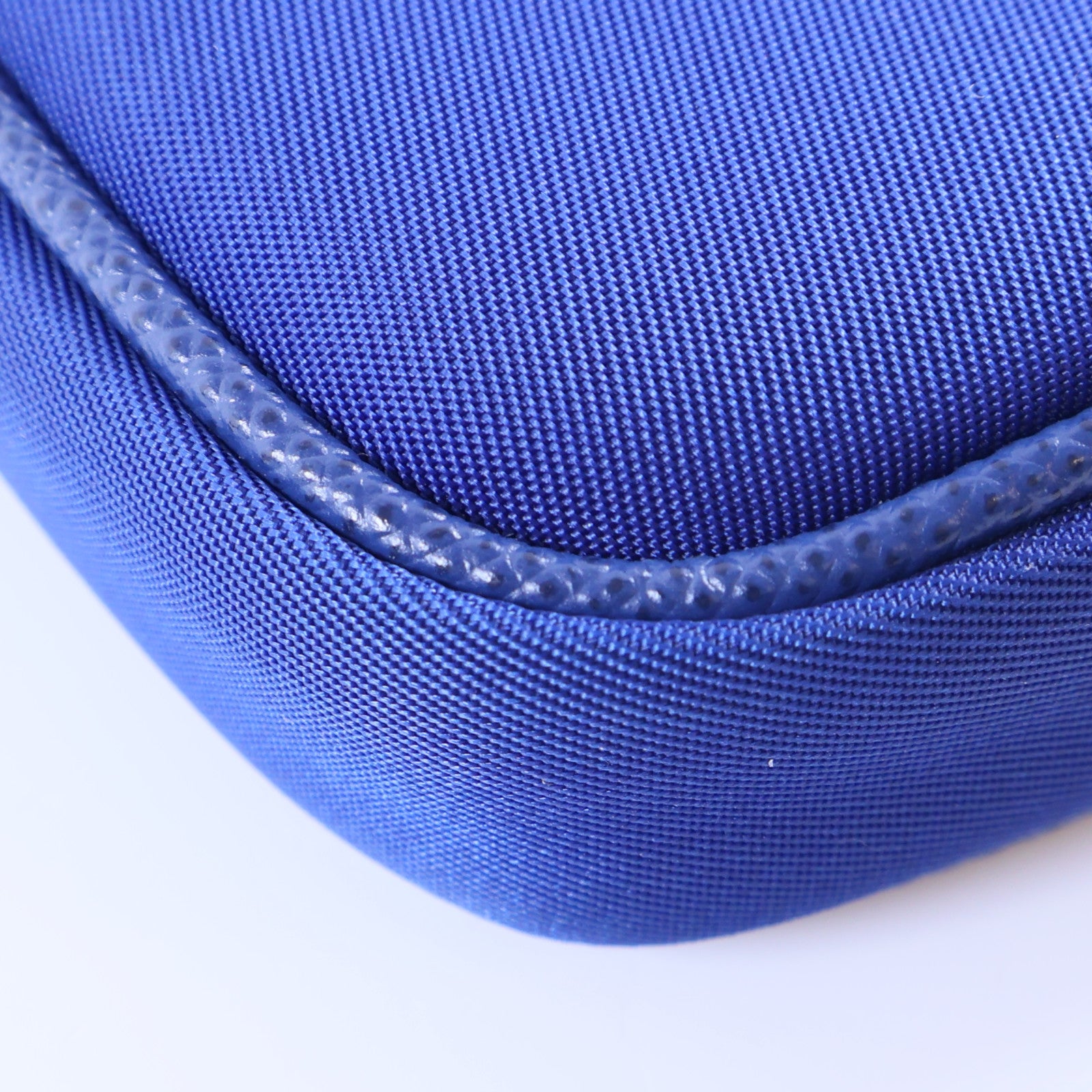 PRADA 尼龍Shoulder Bag銀扣肩背袋藍色