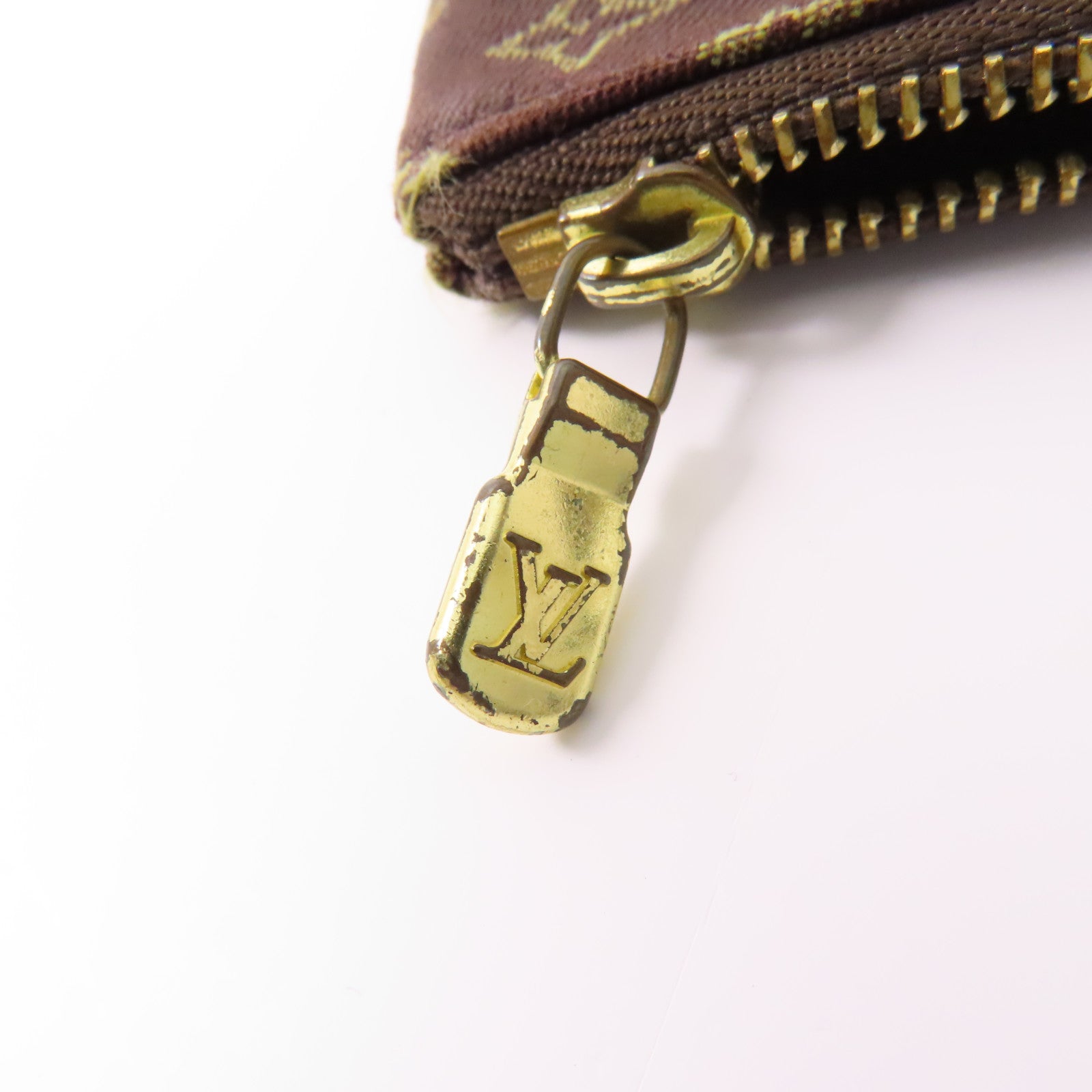 LOUIS VUITTON Monogram Mini Lin  Pochette Cles Coin Case