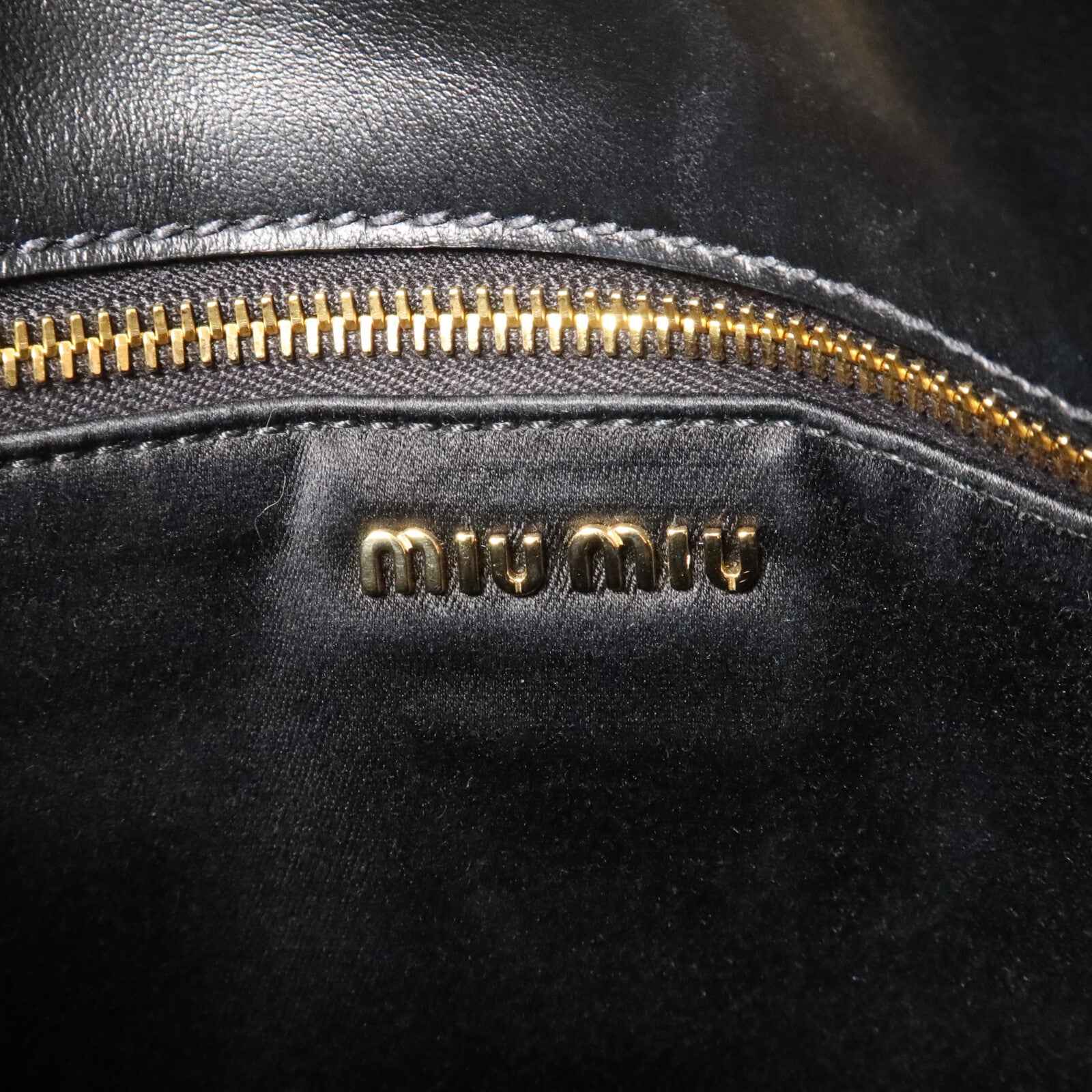 Miu Miu 牛皮皮革Shoulder Bag手挽肩背兩用袋