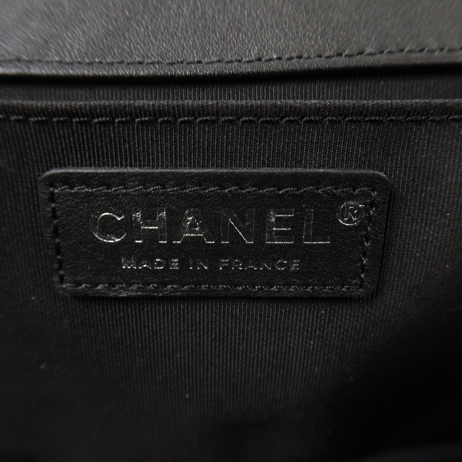 CHANEL 菱格羊皮皮革Boy 25銀扣鏈帶肩背袋黑色