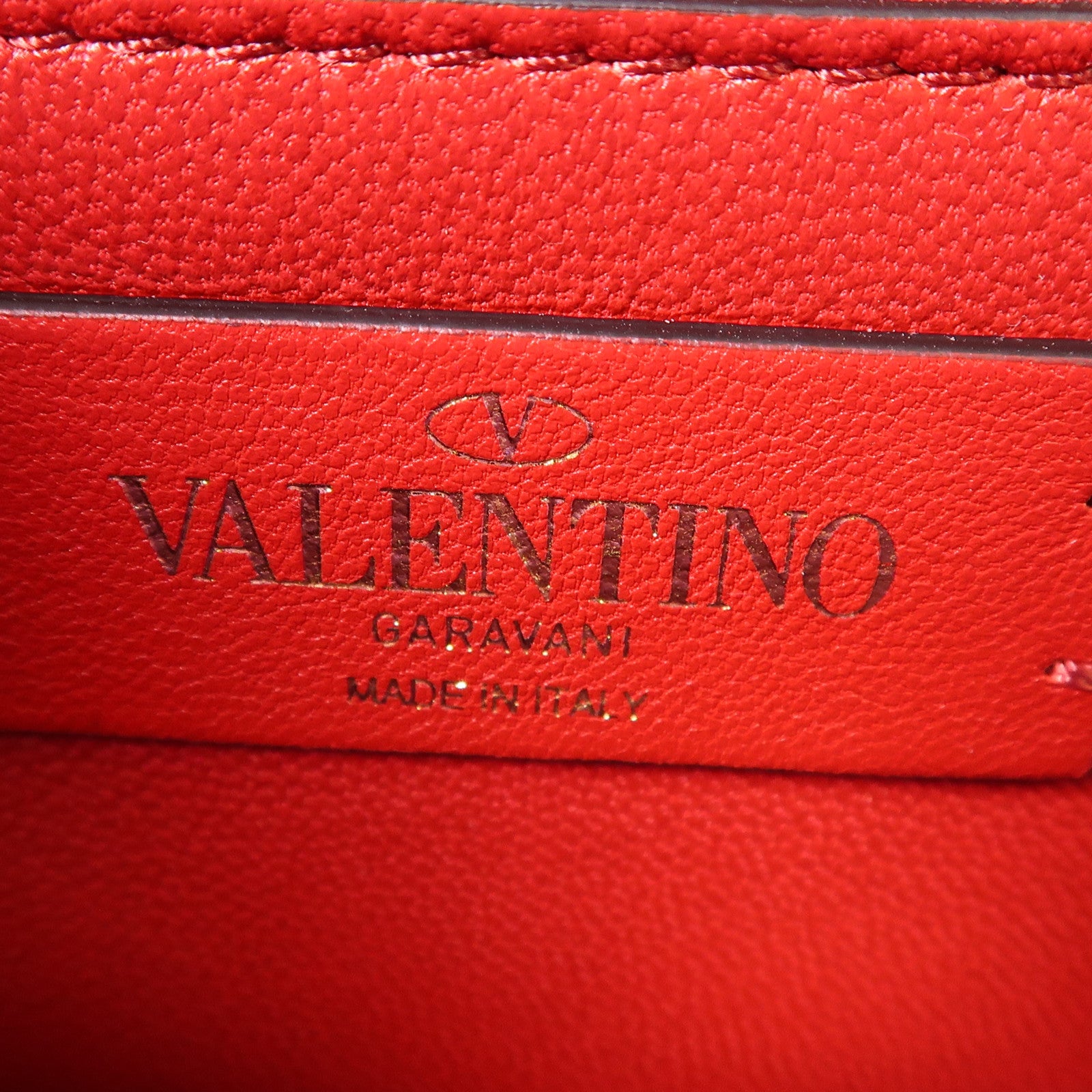 Valentino 牛皮皮革Rock Studs金扣鏈帶肩背袋