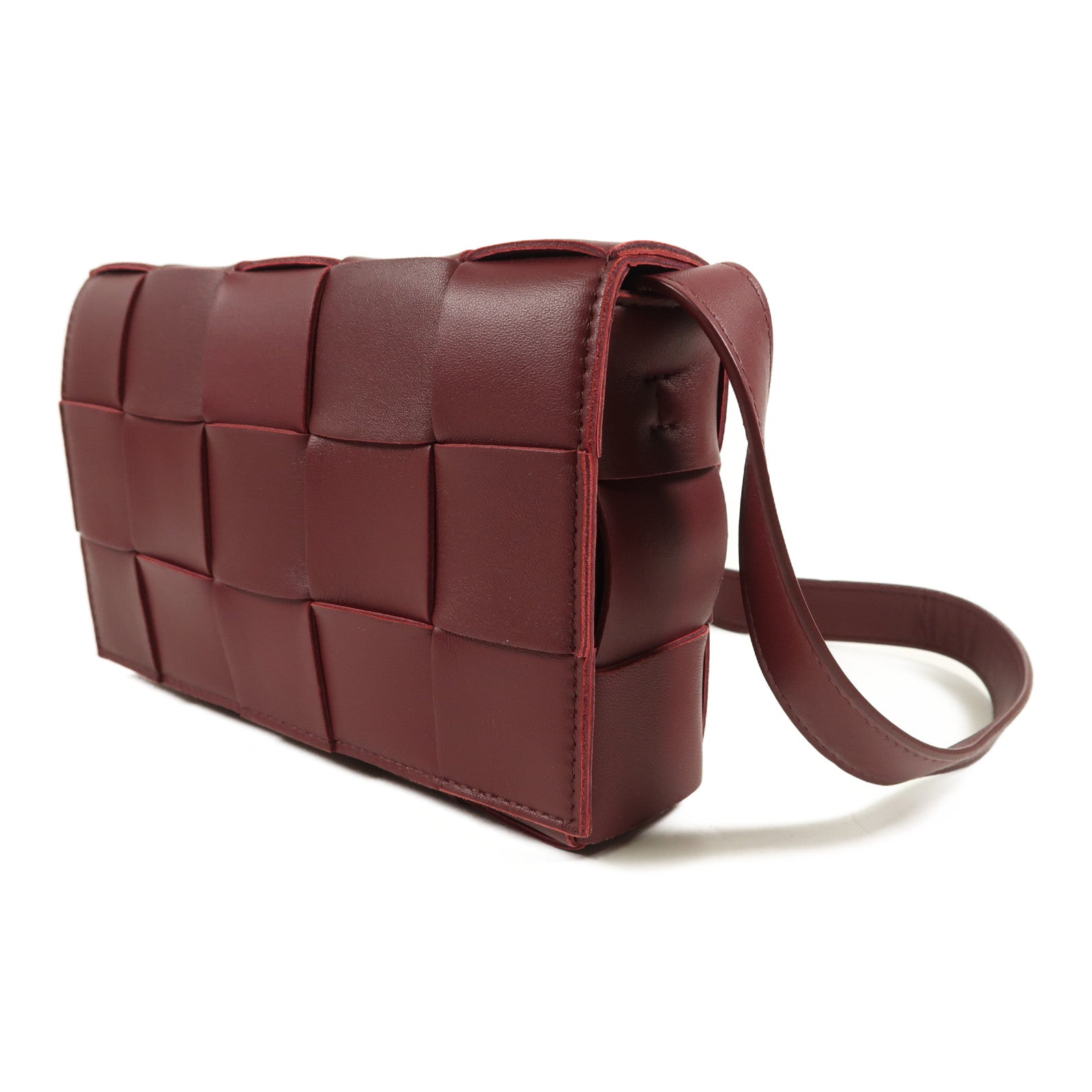 BOTTEGA VENETA 羊皮皮革Cassette Medium肩背袋