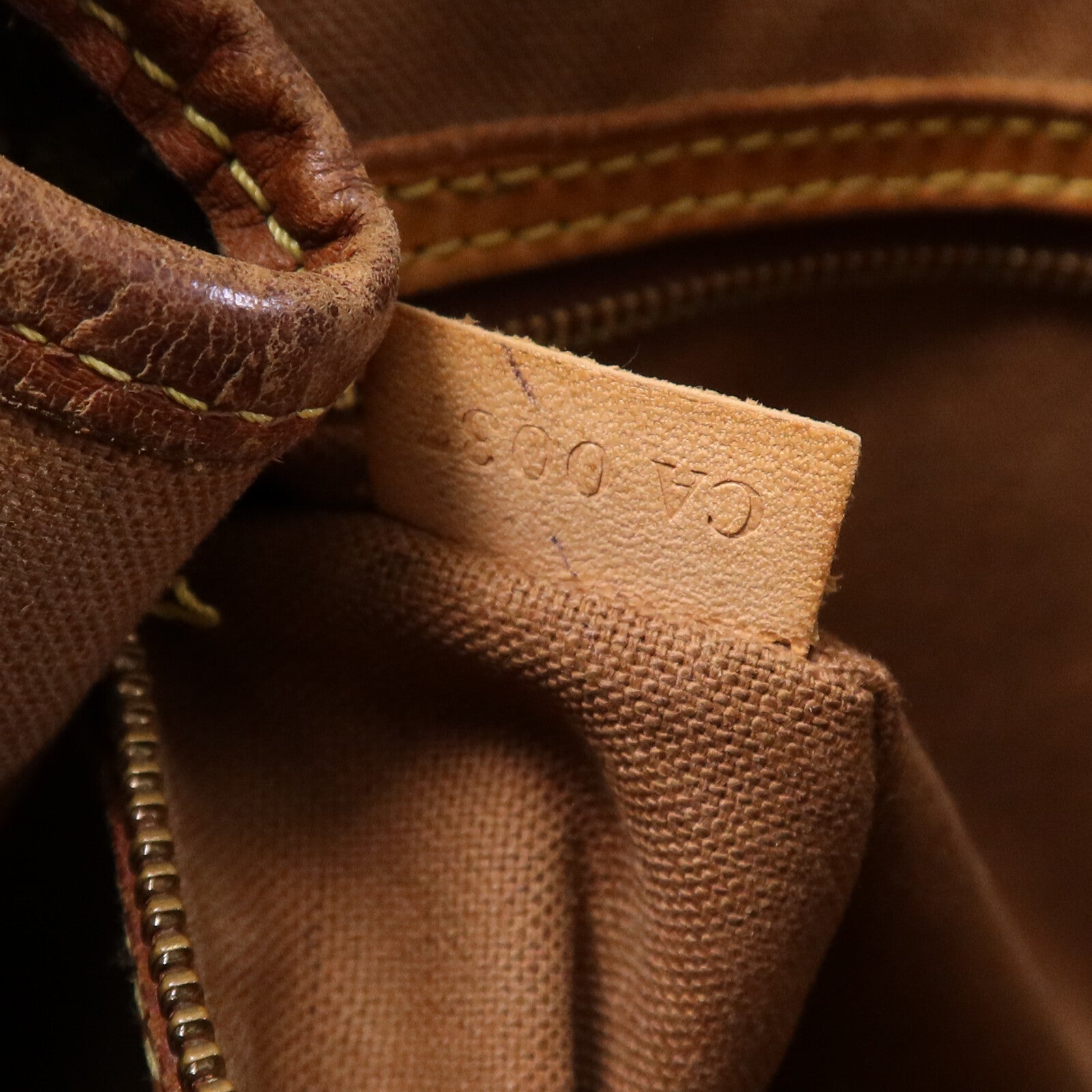 LOUIS VUITTON Monogram Batignolles Horizontal金扣肩背袋