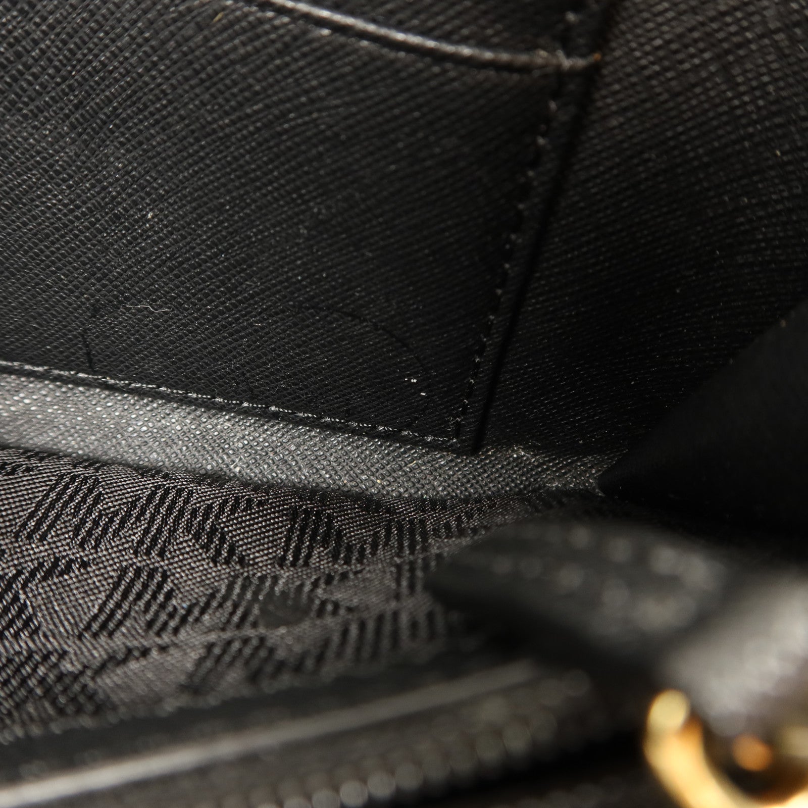 Michael Kors 牛皮皮革Zipper Round Wallet金扣錢包