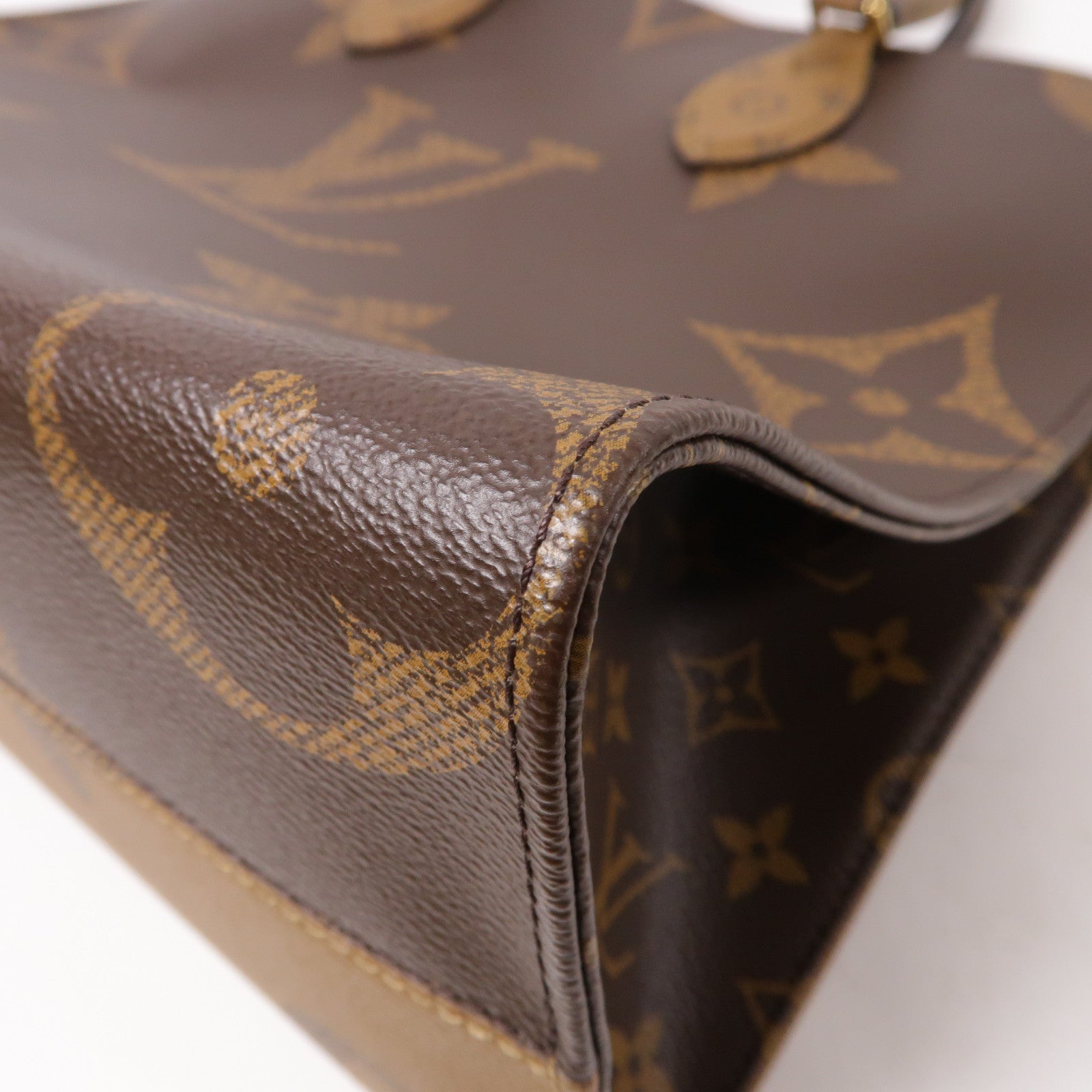 LOUIS VUITTON Monogram Giant/Reverse On The Go MM金扣手挽肩背兩用袋啡色