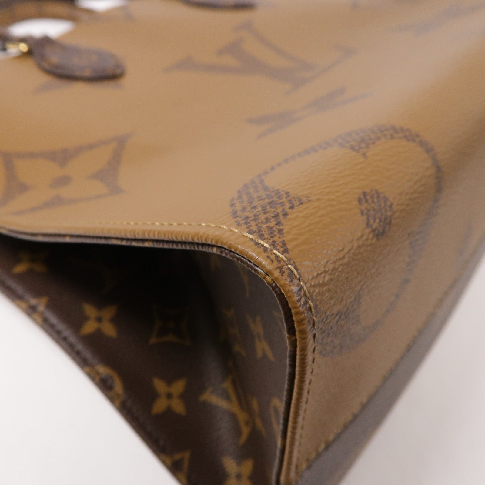 LOUIS VUITTON Monogram Giant/Reverse On The Go MM金扣手挽肩背兩用袋啡色