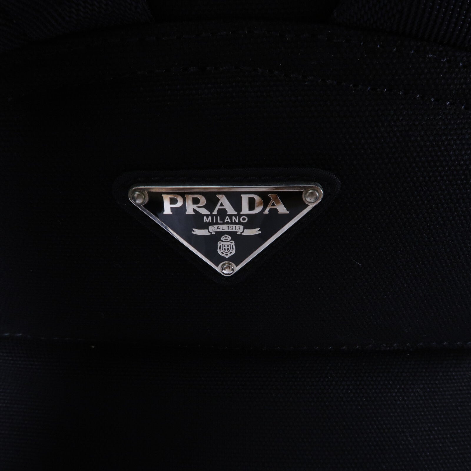 PRADA 尼龍Tessuto Large Backpack背包