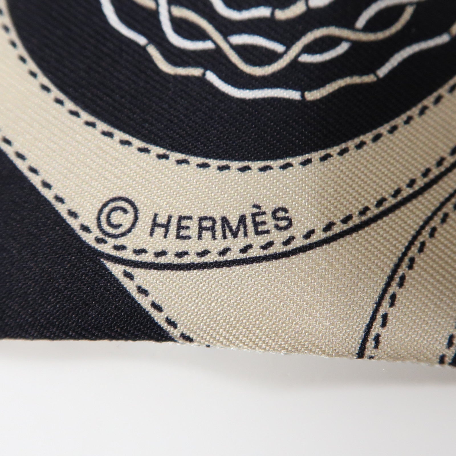 HERMES 絲質Twilly絲巾米色/黑色/白色