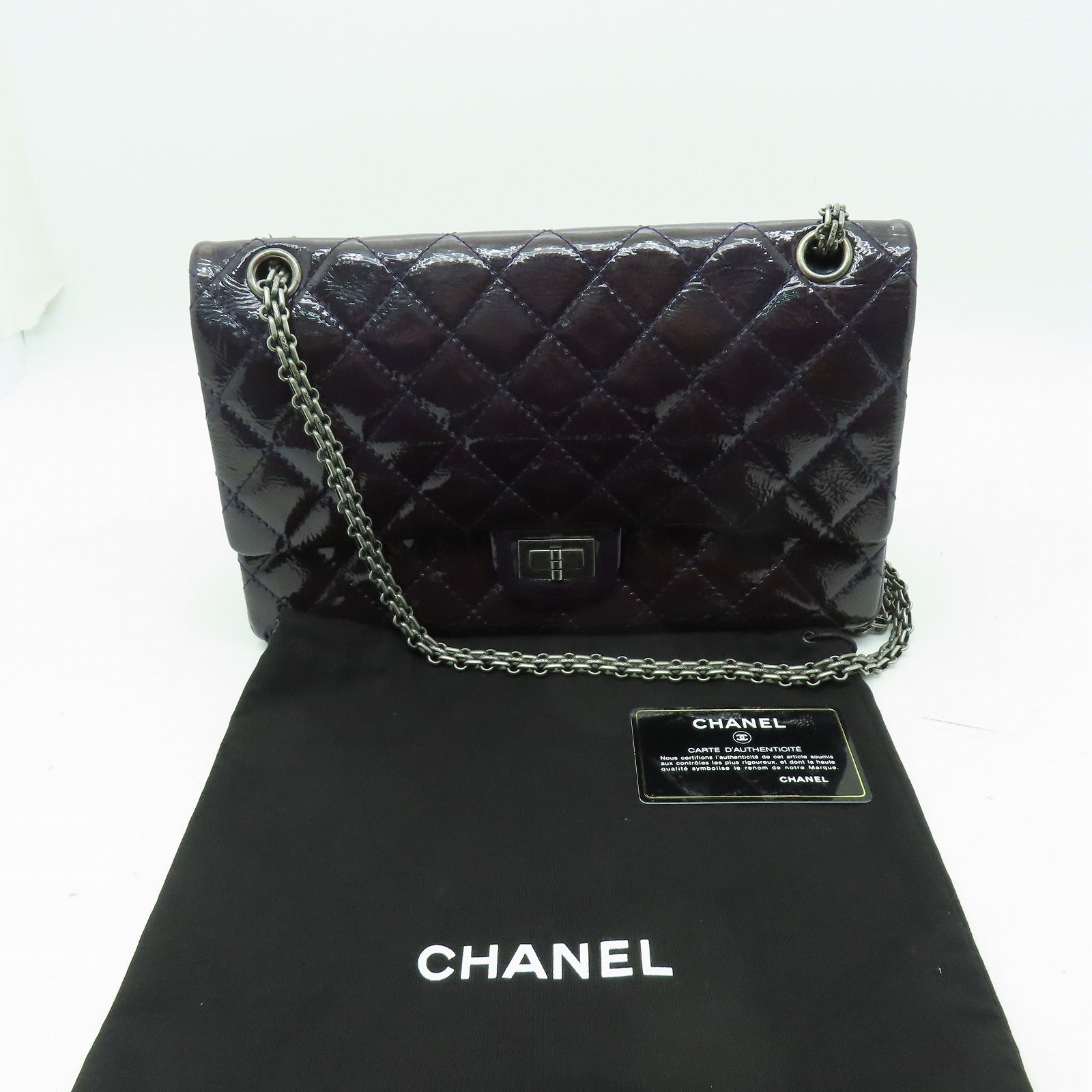 CHANEL **【清倉大減價】菱格漆皮皮革2.55銀扣鏈帶肩背袋紫色