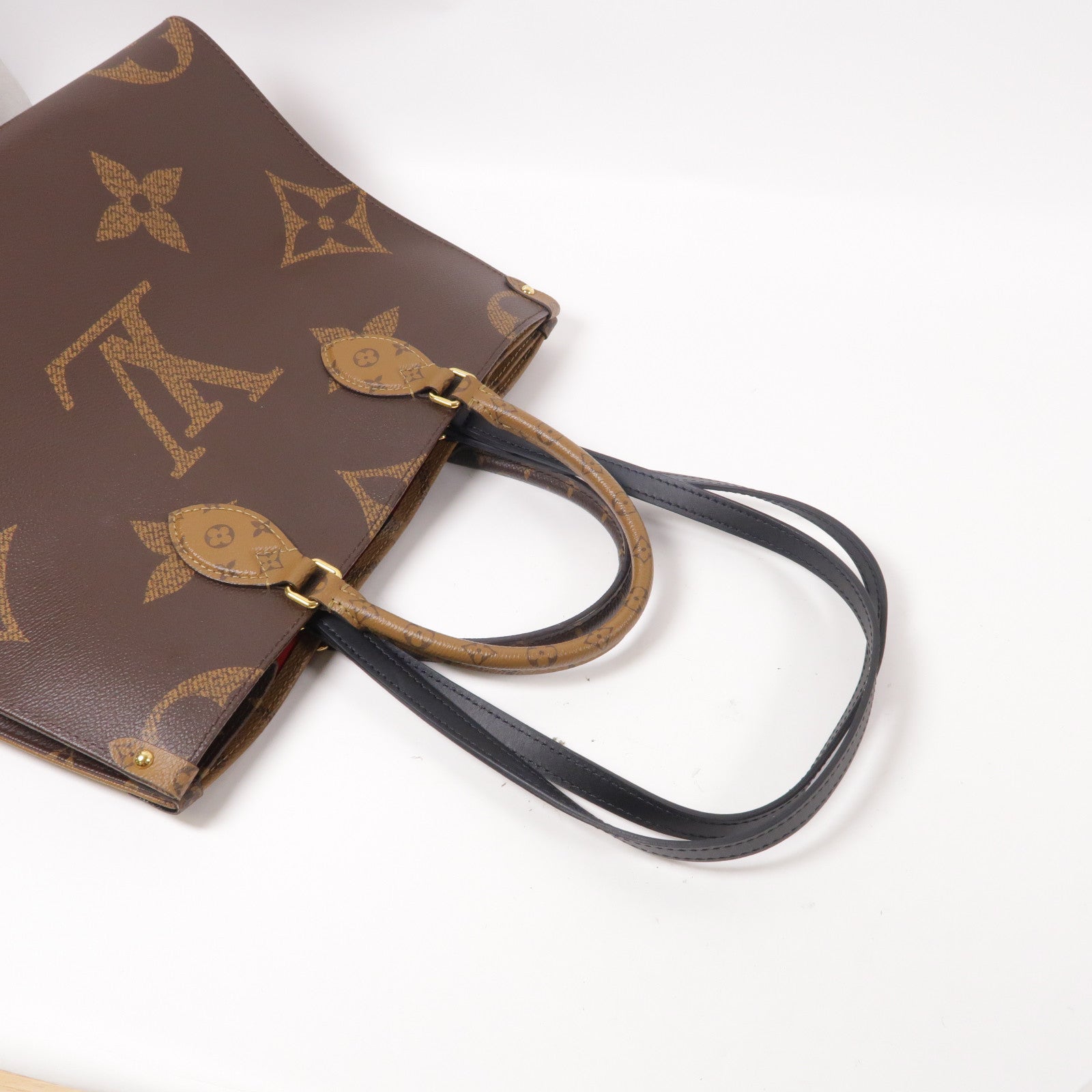 LOUIS VUITTON Monogram Giant/Reverse On The Go MM金扣手挽肩背兩用袋啡色