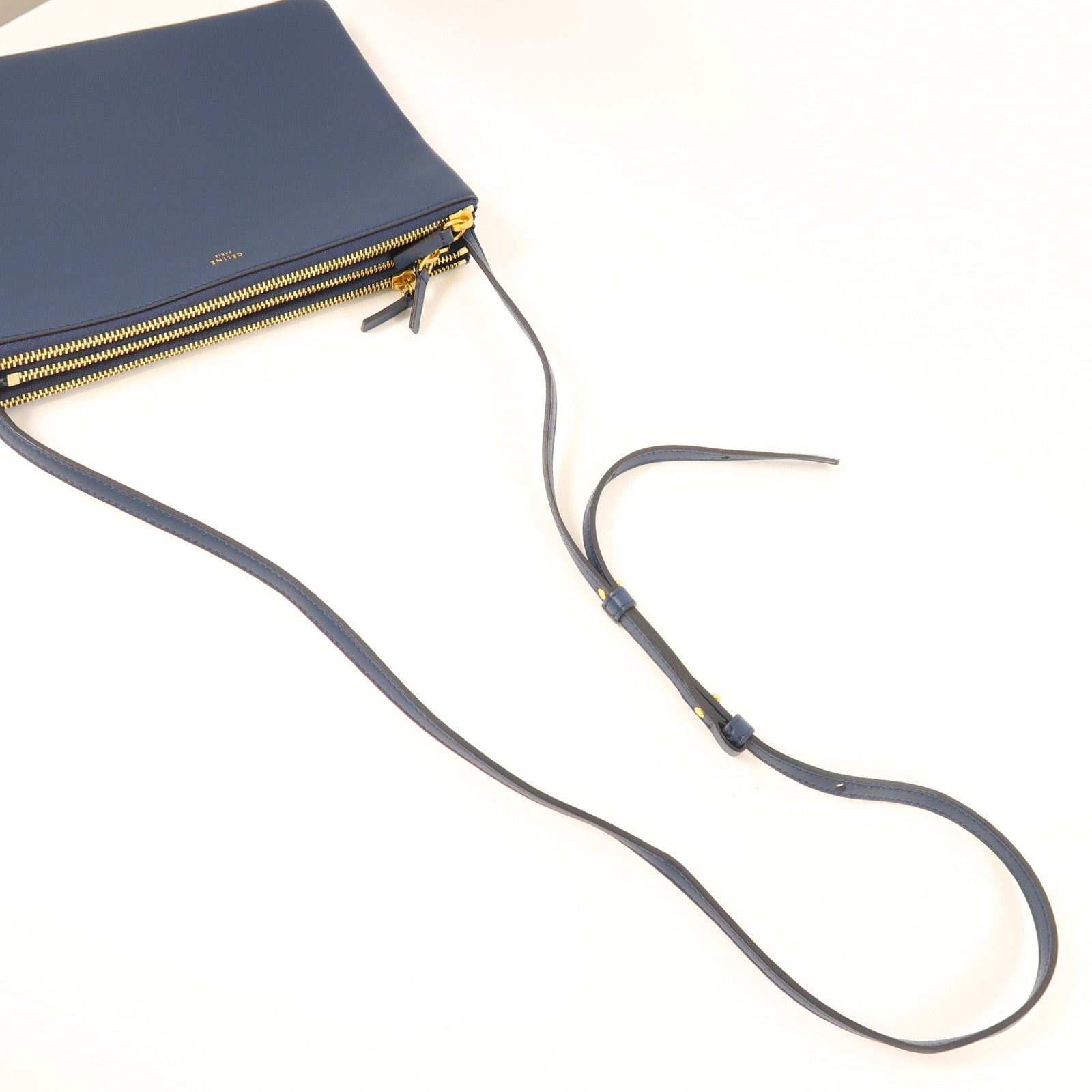 CELINE 羊皮皮革Trio金扣肩背袋