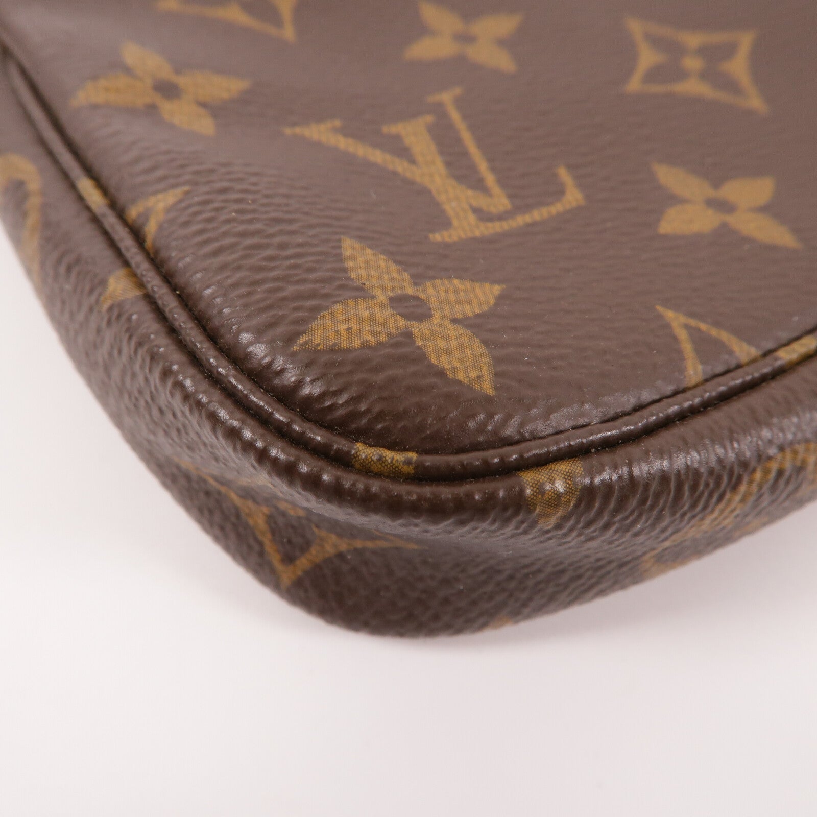 LOUIS VUITTON Monogram Mini Pochette Accessoires手挽袋