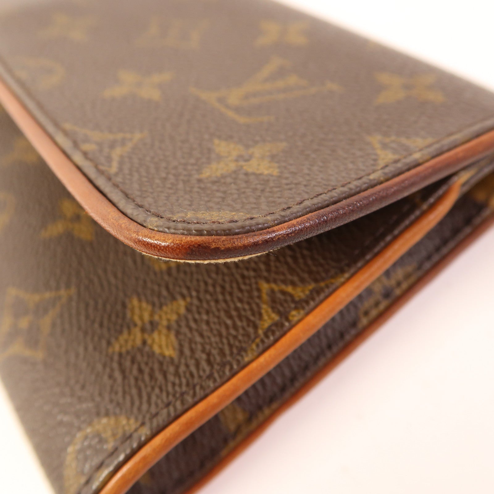 LOUIS VUITTON Monogram Pochette Twin GM金扣肩背袋