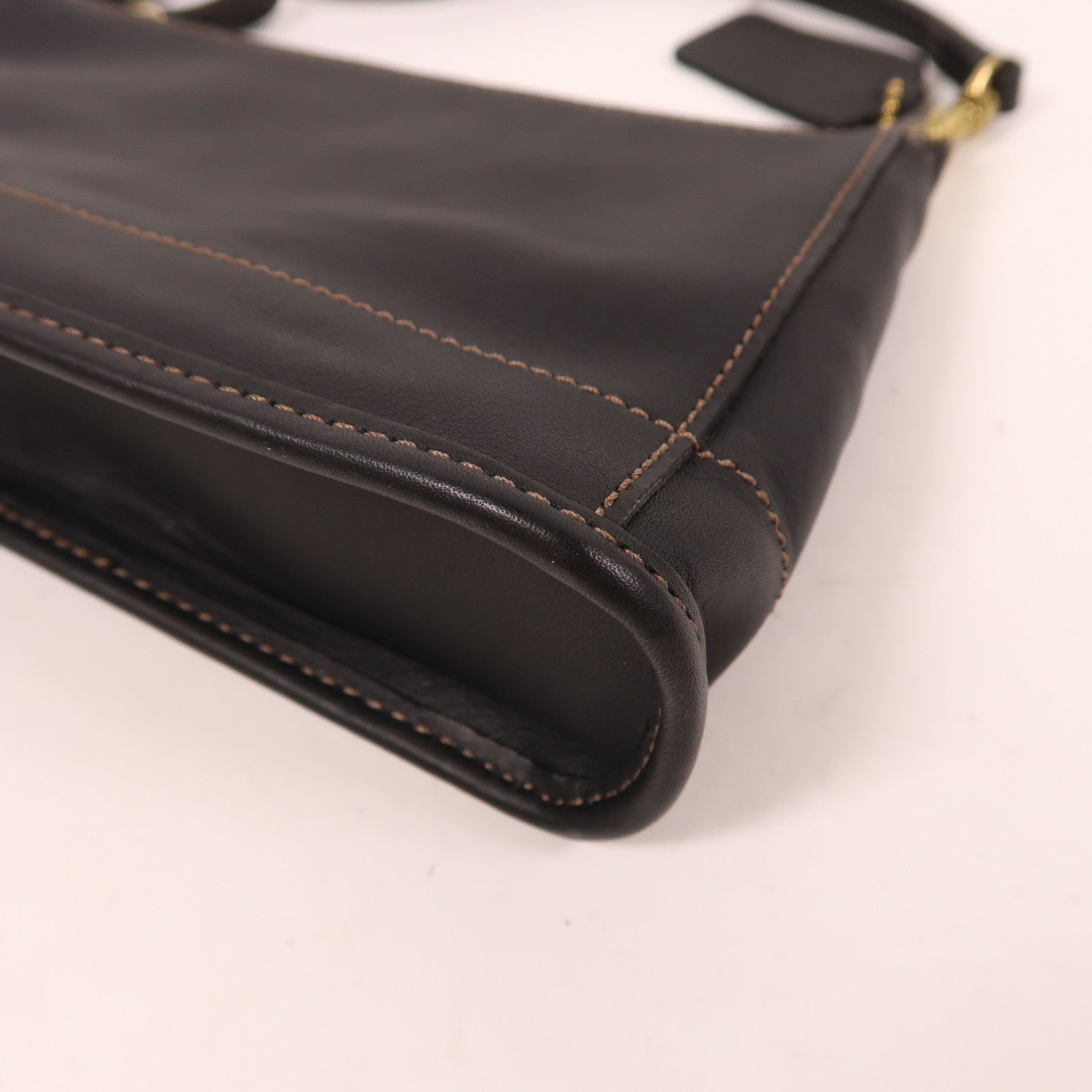 COACH 【激減優惠】牛皮皮革Hand Bag金扣手挽袋