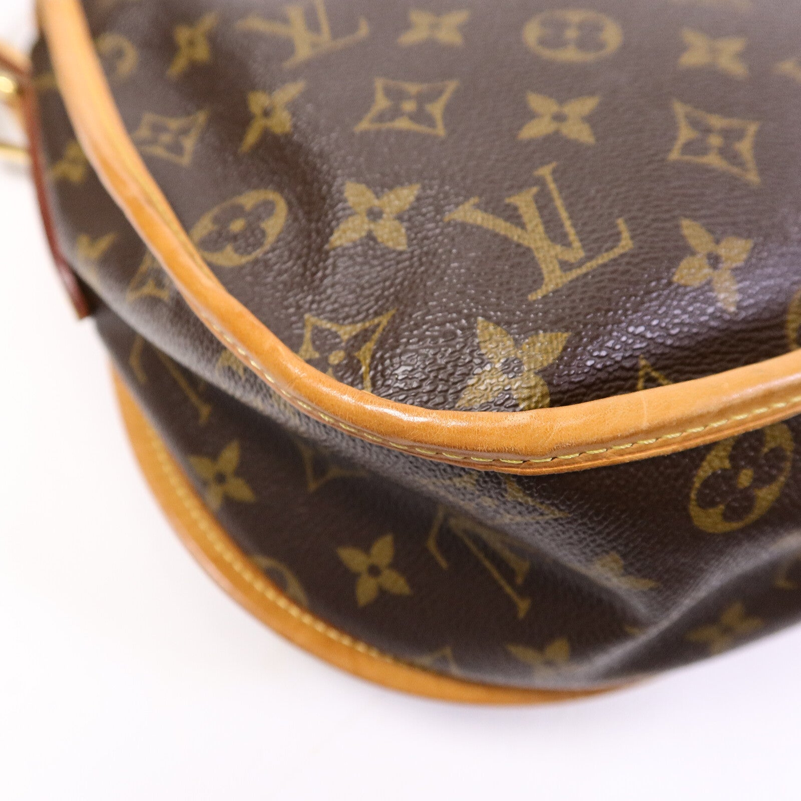 LOUIS VUITTON Monogram Menilmontant MM肩背袋