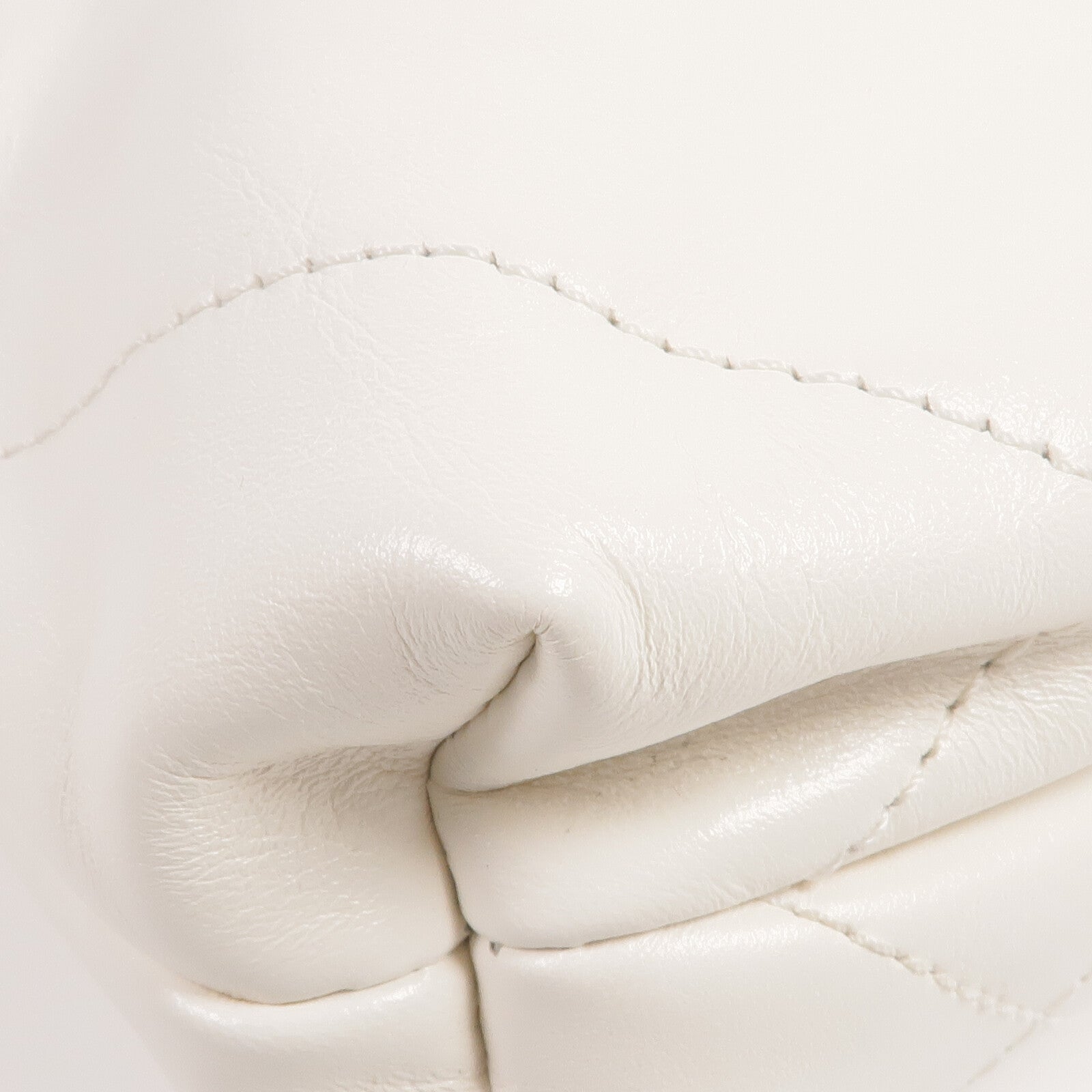 CHANEL 牛皮皮革Mini 22金扣手挽肩背兩用袋