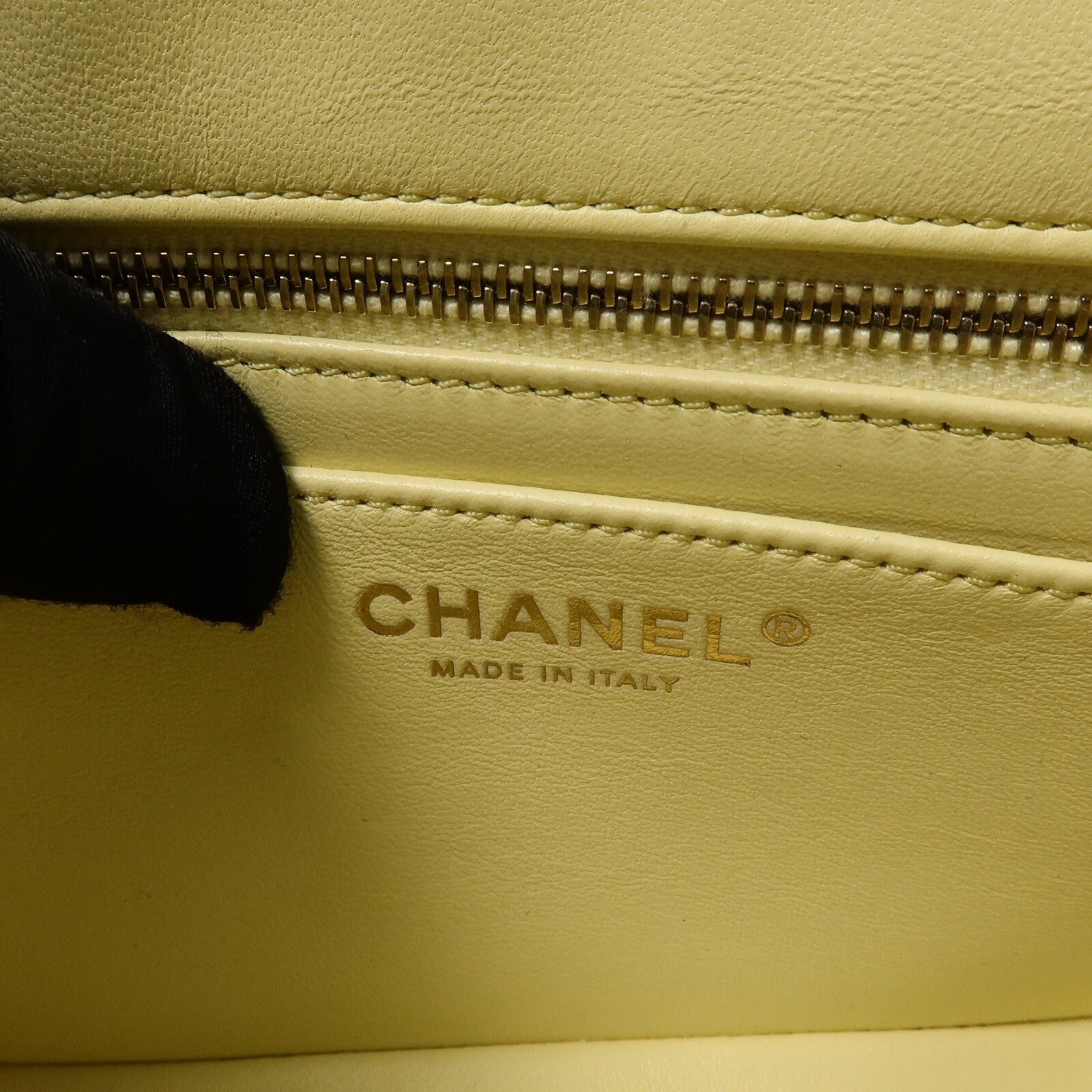 CHANEL 【激減優惠】羊皮皮革Mini Square Flap鏈帶手挽肩背兩用袋