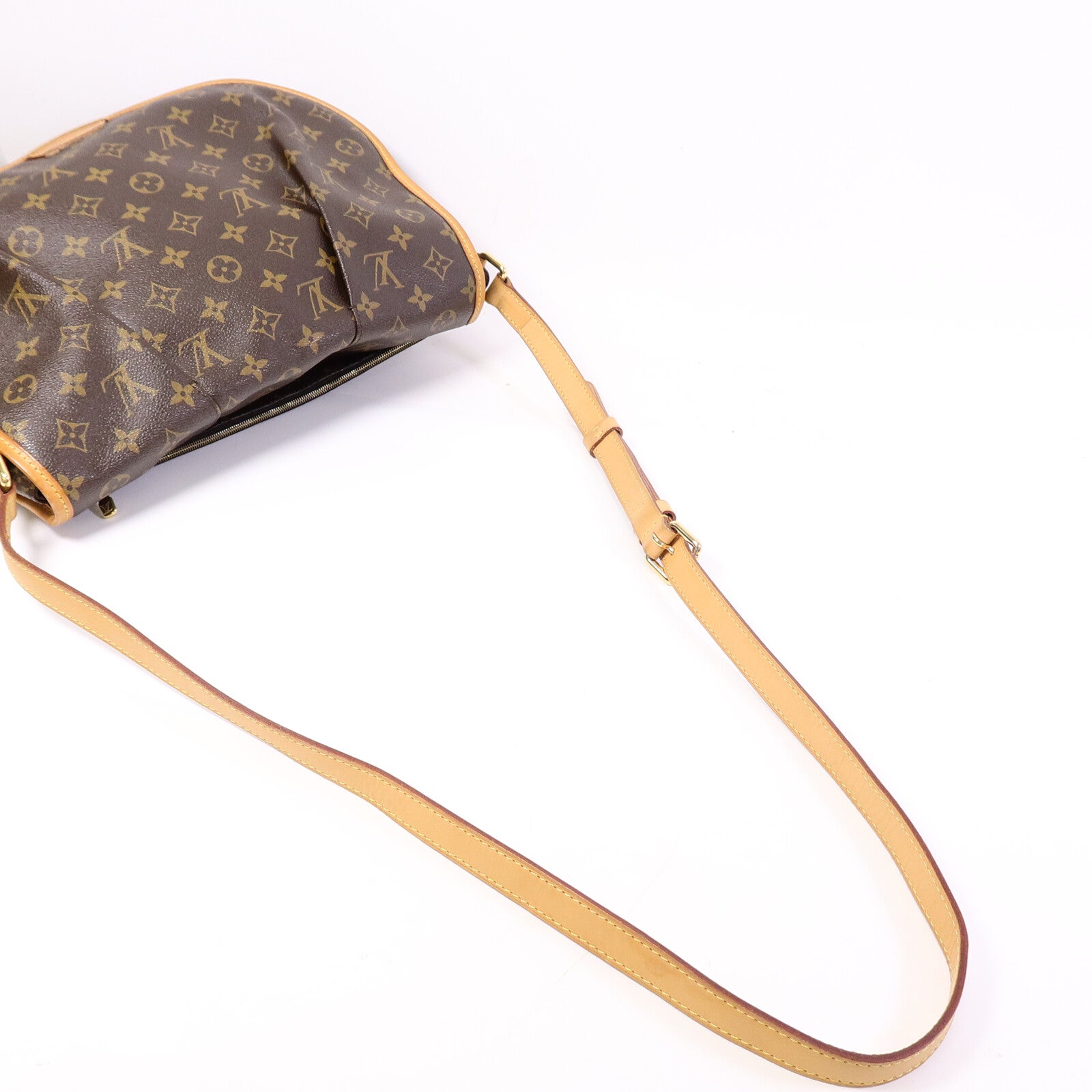 LOUIS VUITTON Monogram Menilmontant MM肩背袋