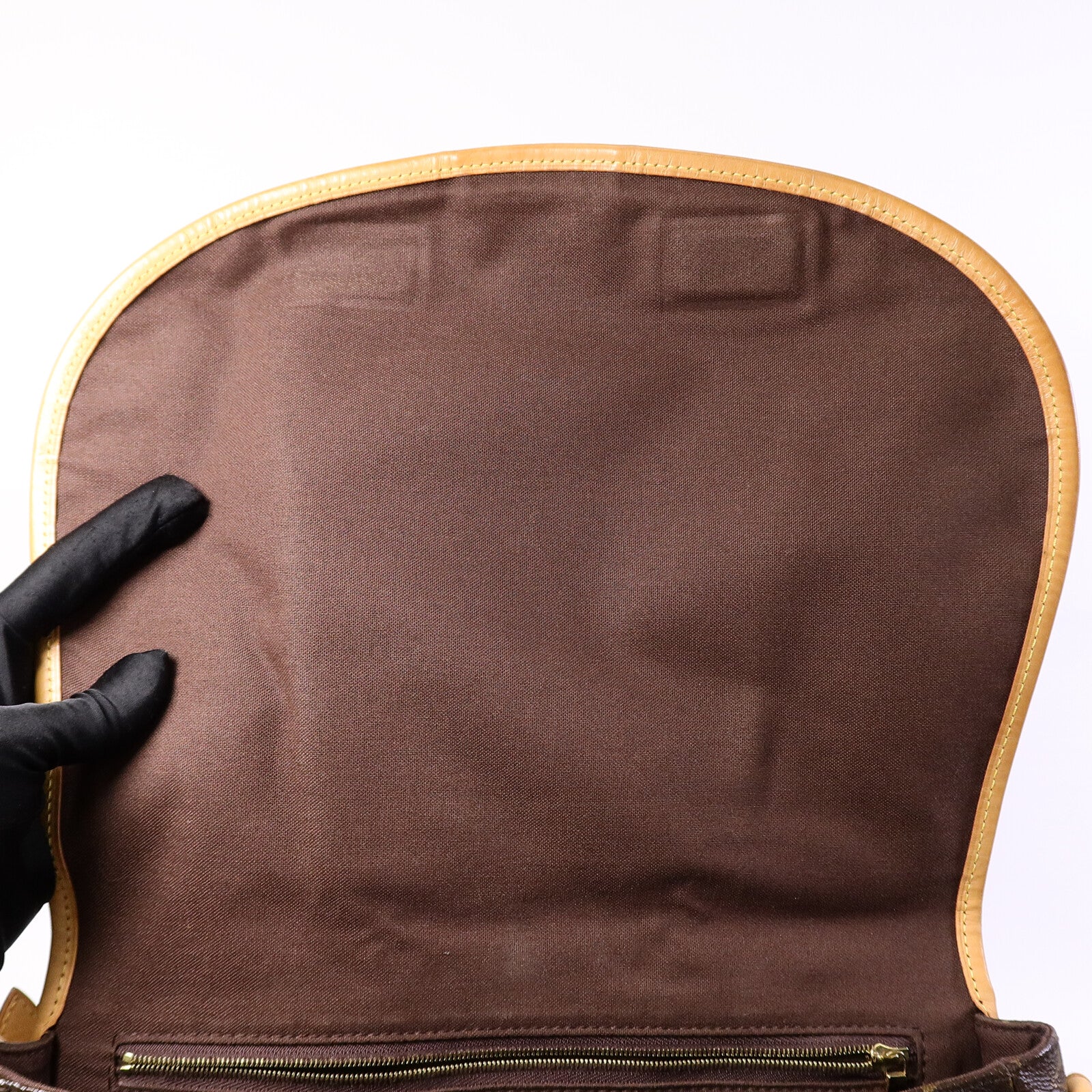 LOUIS VUITTON Monogram Menilmontant MM肩背袋