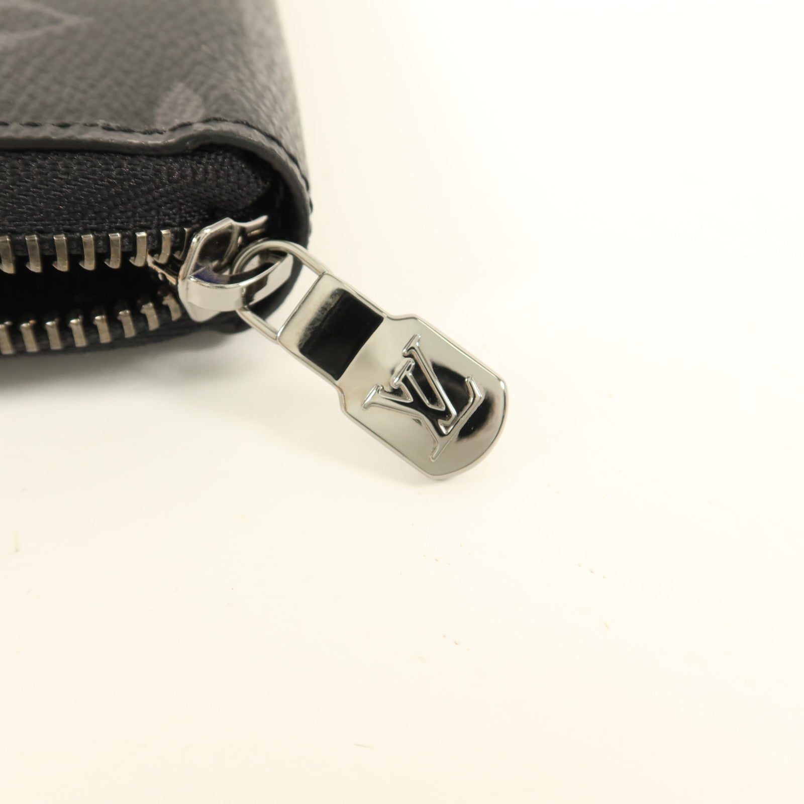 LOUIS VUITTON Monogram Eclipse Long Zipper Wallet銀扣長錢包
