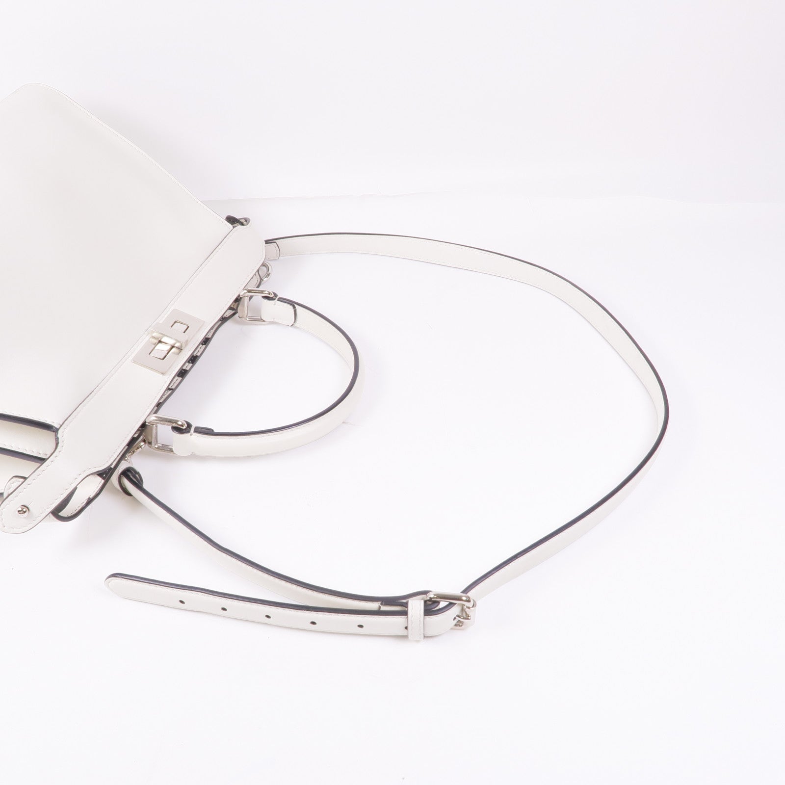 FENDI 牛皮皮革Peekaboo銀扣手挽肩背兩用袋