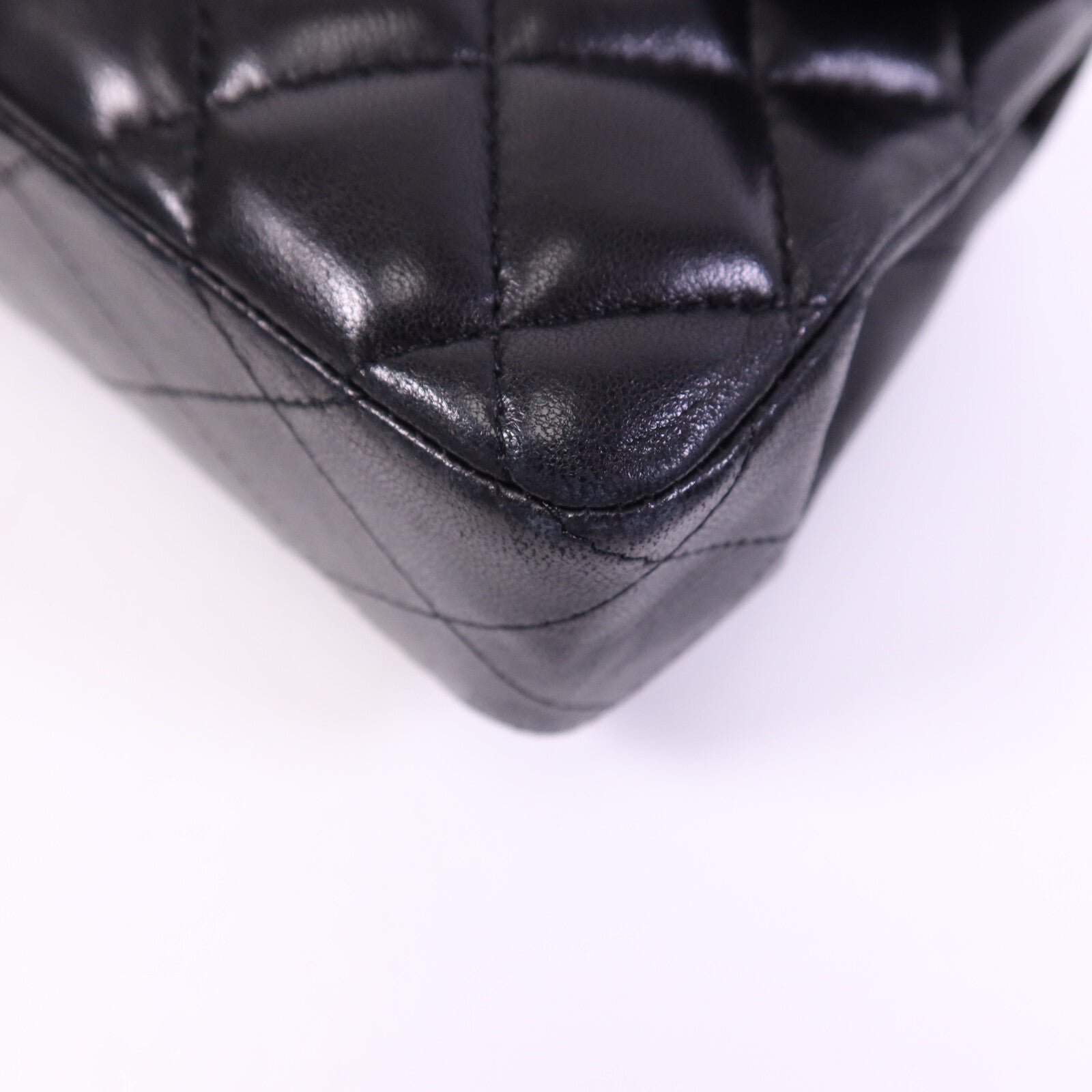 CHANEL 羊皮皮革Vintage Classic East West Flag Bag金扣鏈帶肩背袋