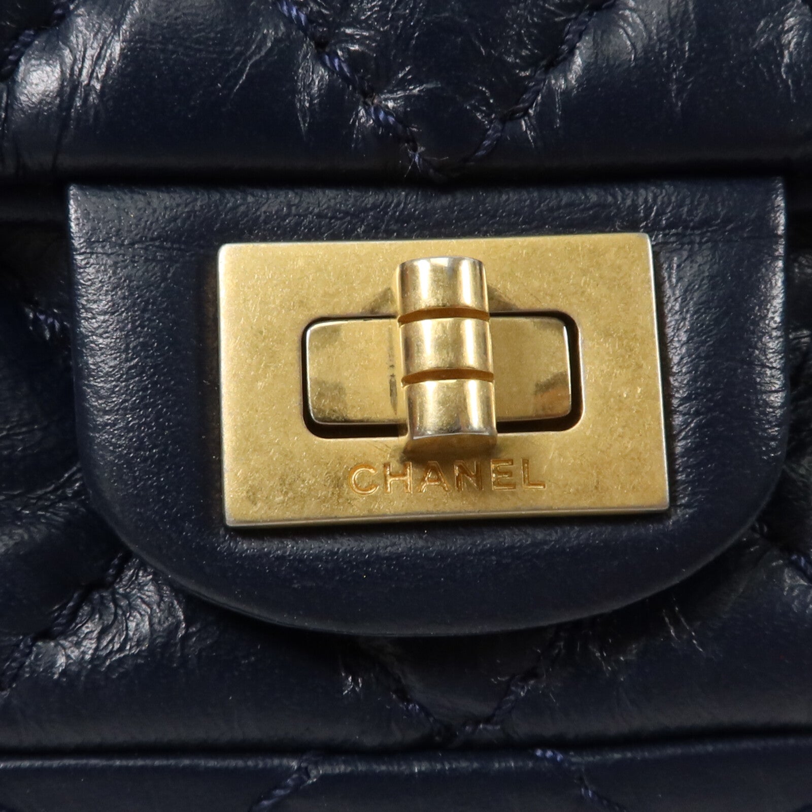 CHANEL 牛皮皮革2.55 Reissue Mini Waist Flap Bag腰包