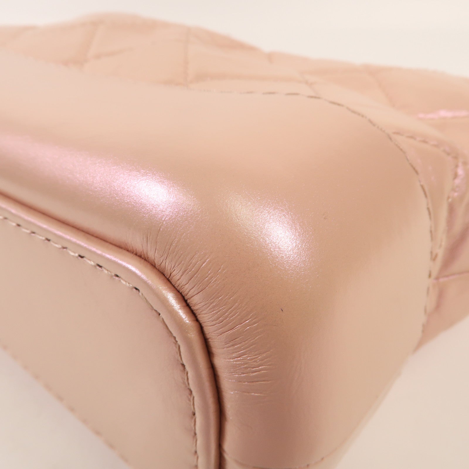 CHANEL 牛皮皮革Gabrielle Mini鏈帶肩背袋