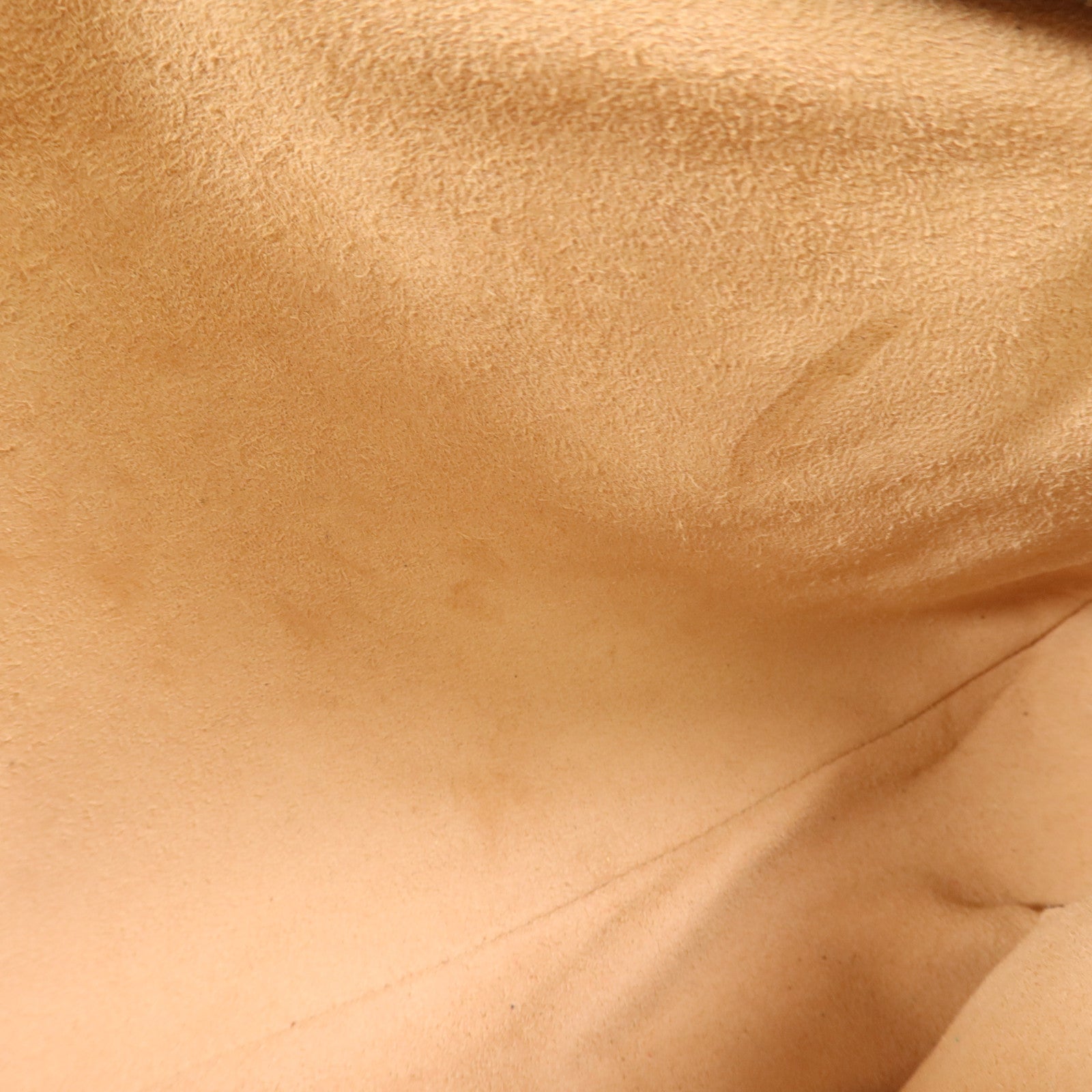 GUCCI 牛皮皮革GG Marmont Small Camera Bag金扣肩背袋