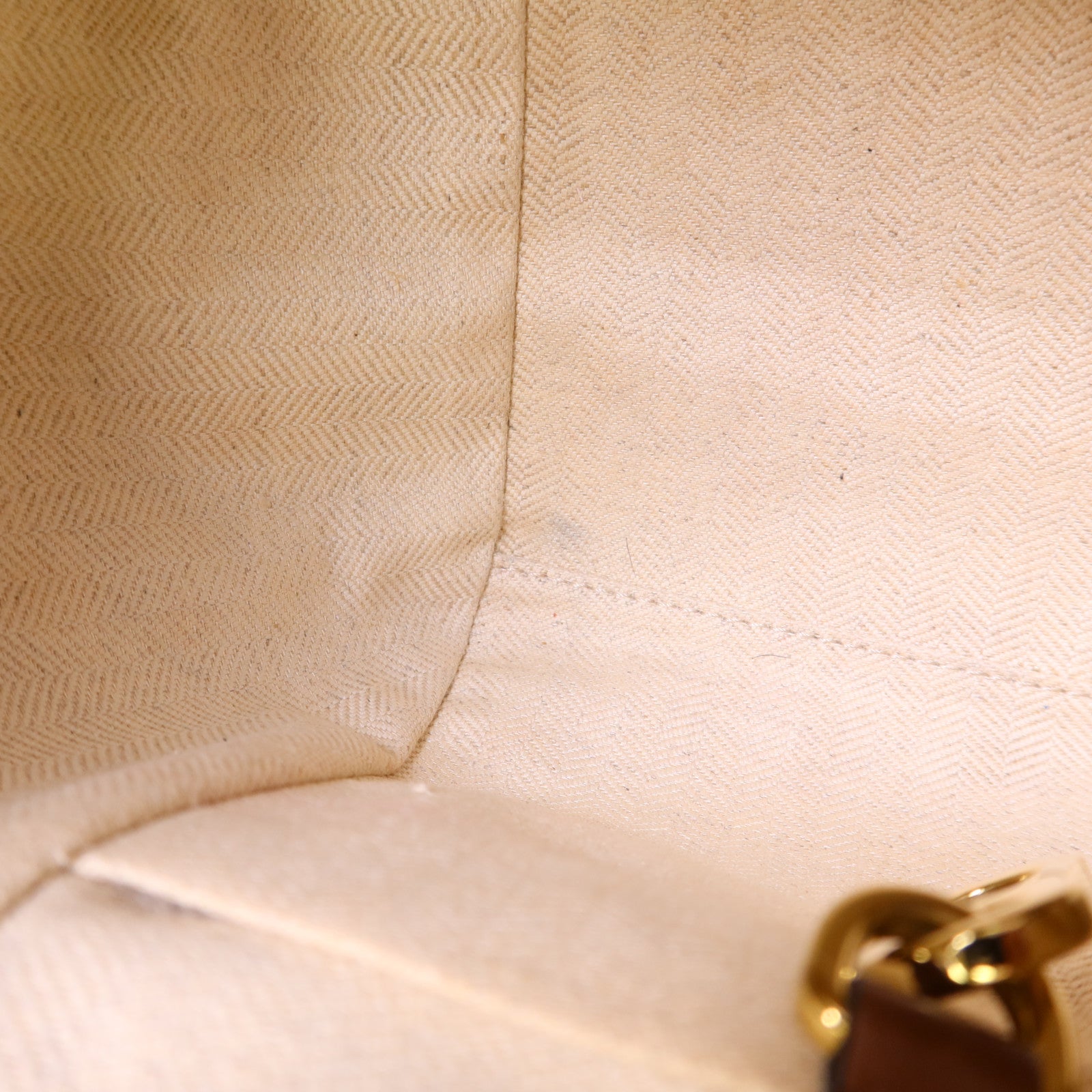 LOEWE 牛皮皮革Hammock Small金扣肩背袋