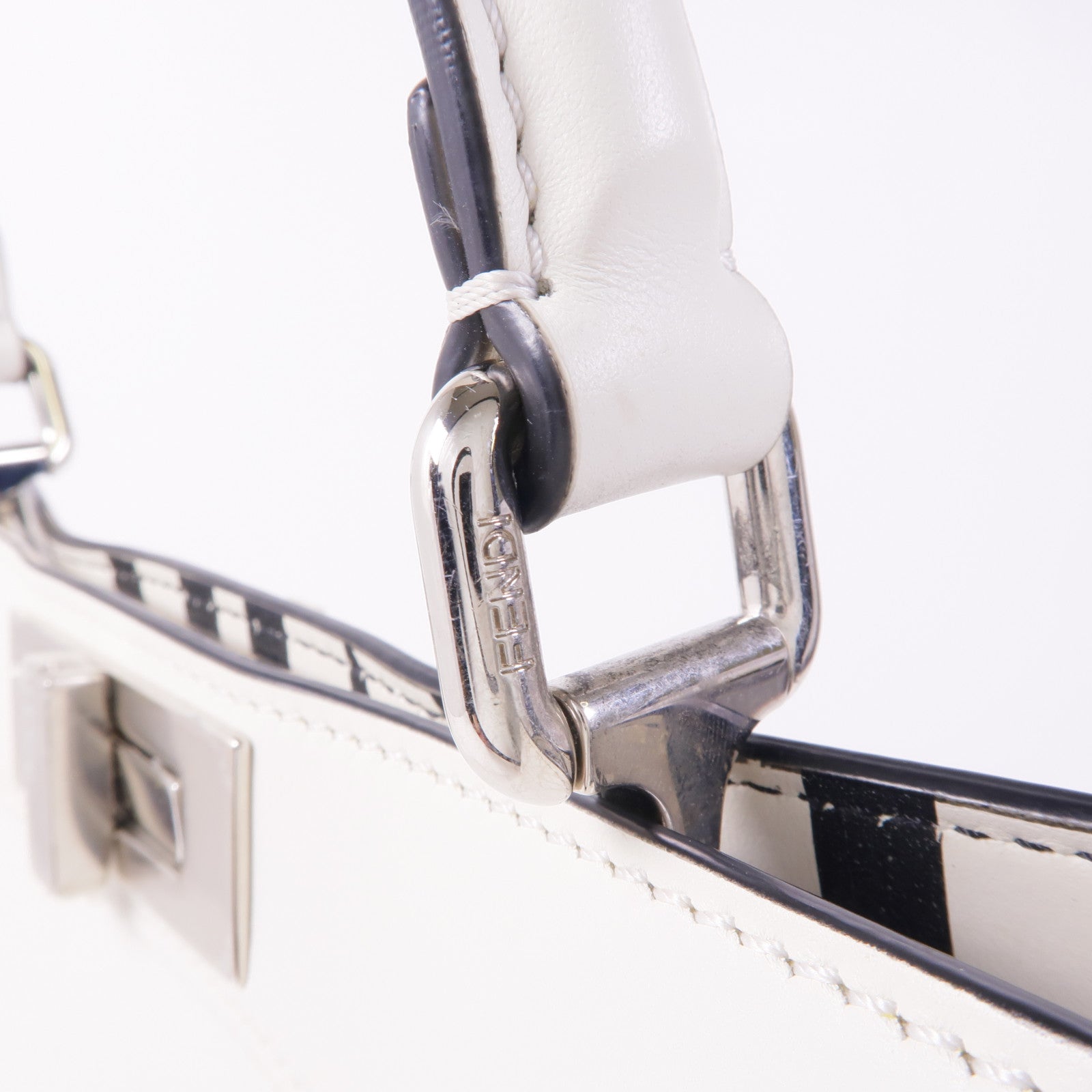 FENDI 牛皮皮革Peekaboo銀扣手挽肩背兩用袋