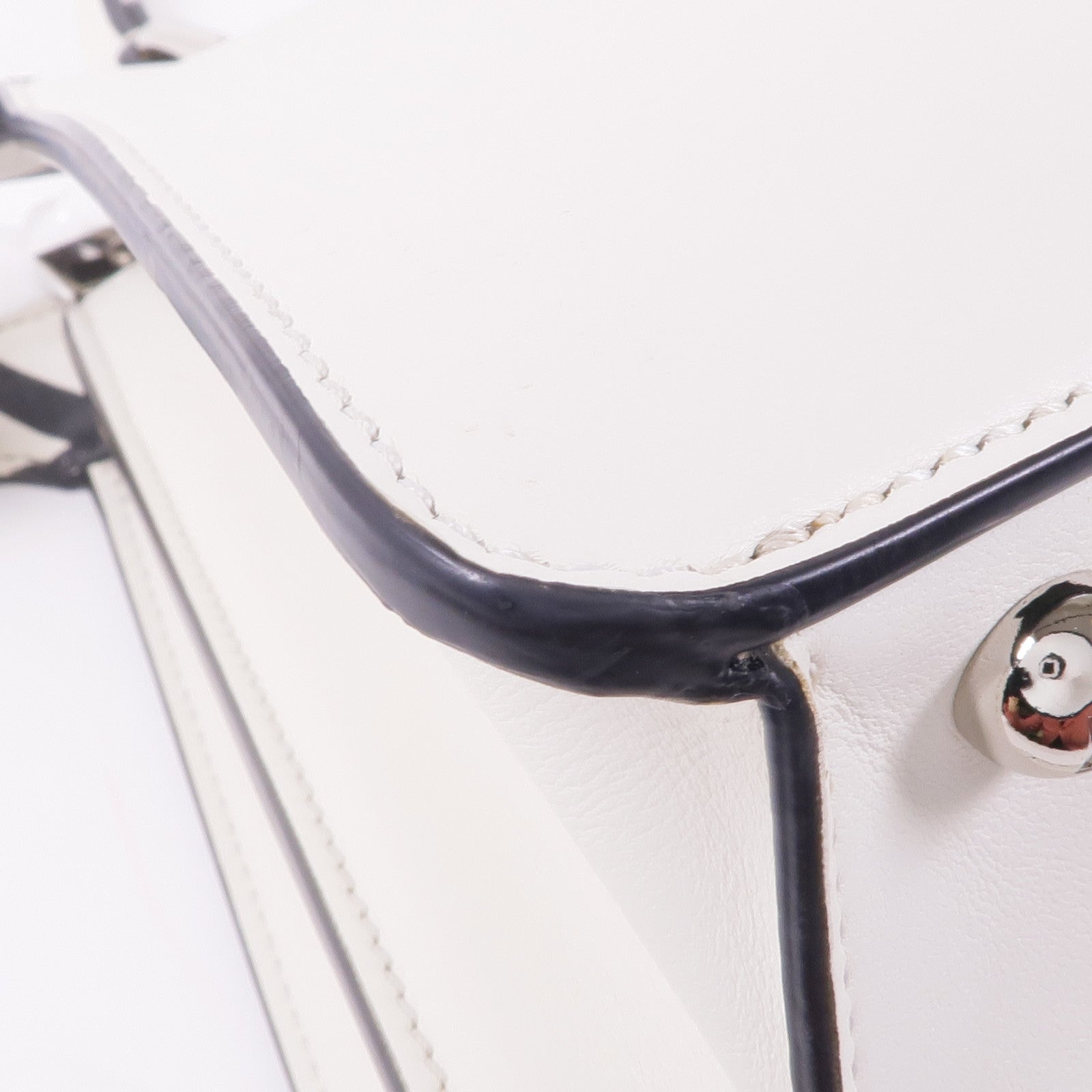 FENDI 牛皮皮革Peekaboo銀扣手挽肩背兩用袋