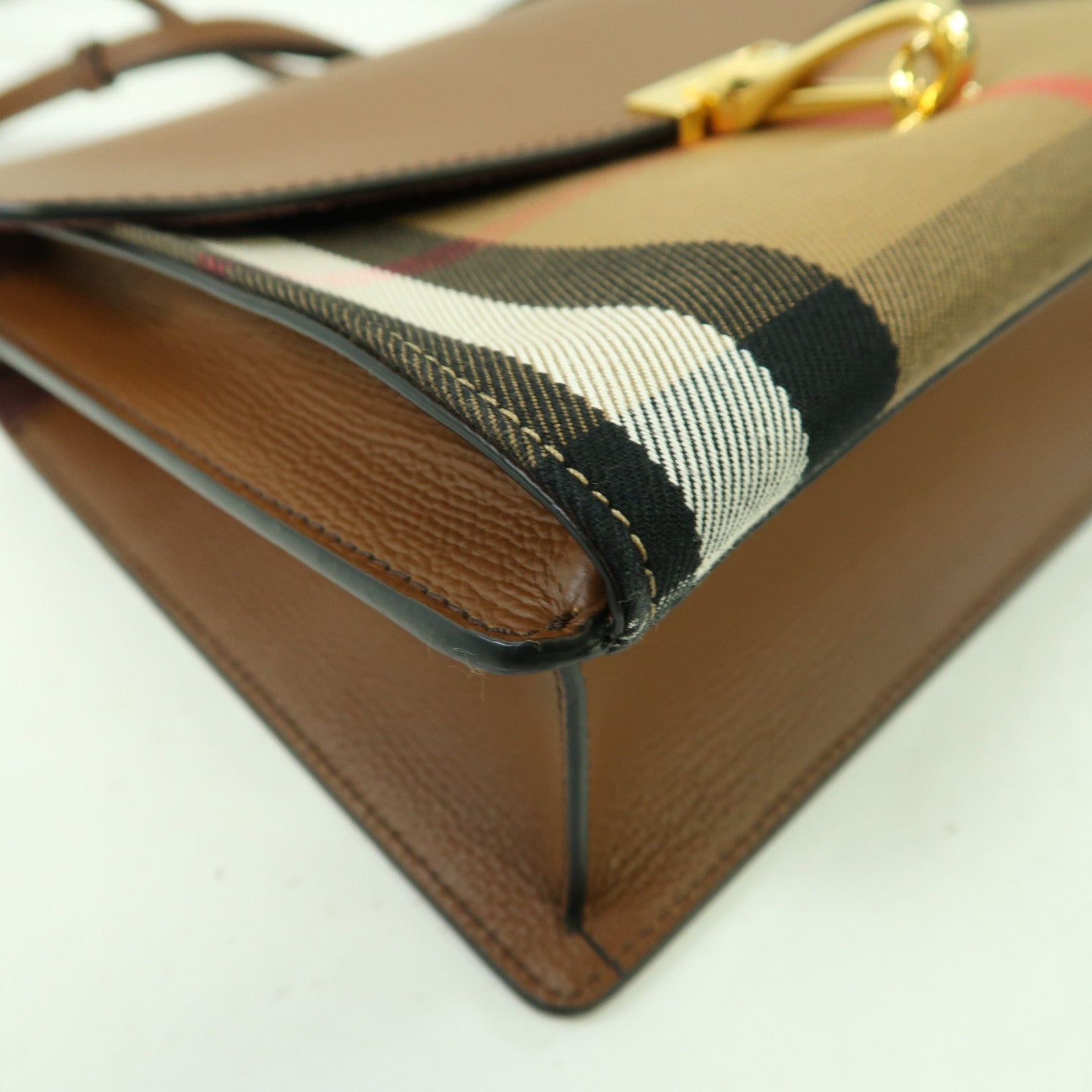 BURBERRY 牛皮皮革Shoulder Bag金扣肩背袋啡色
