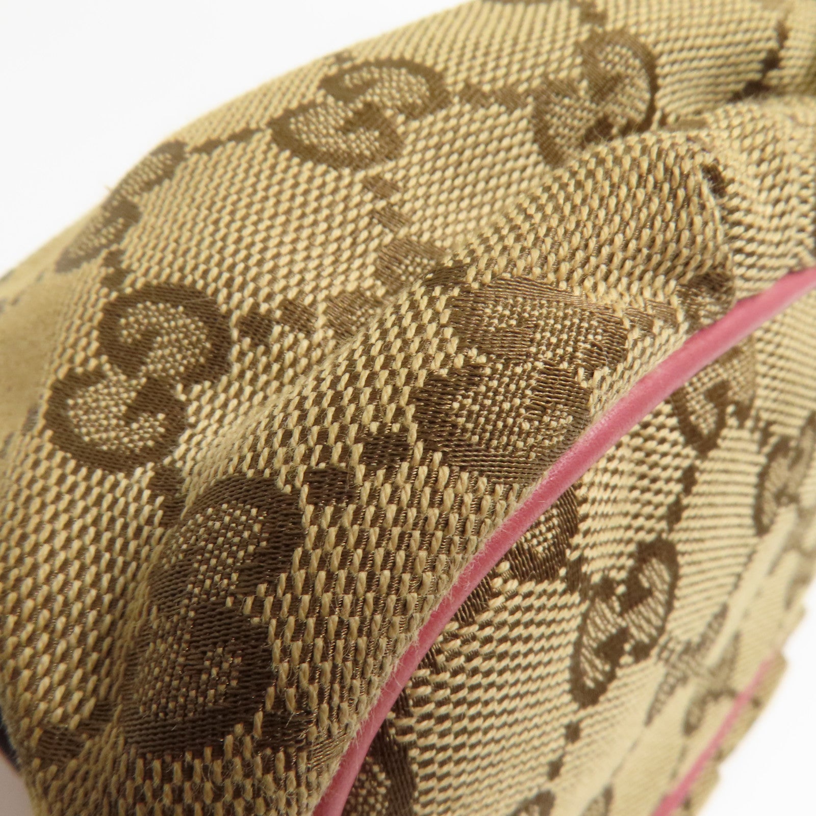 GUCCI 帆布Pouch金扣手拿包